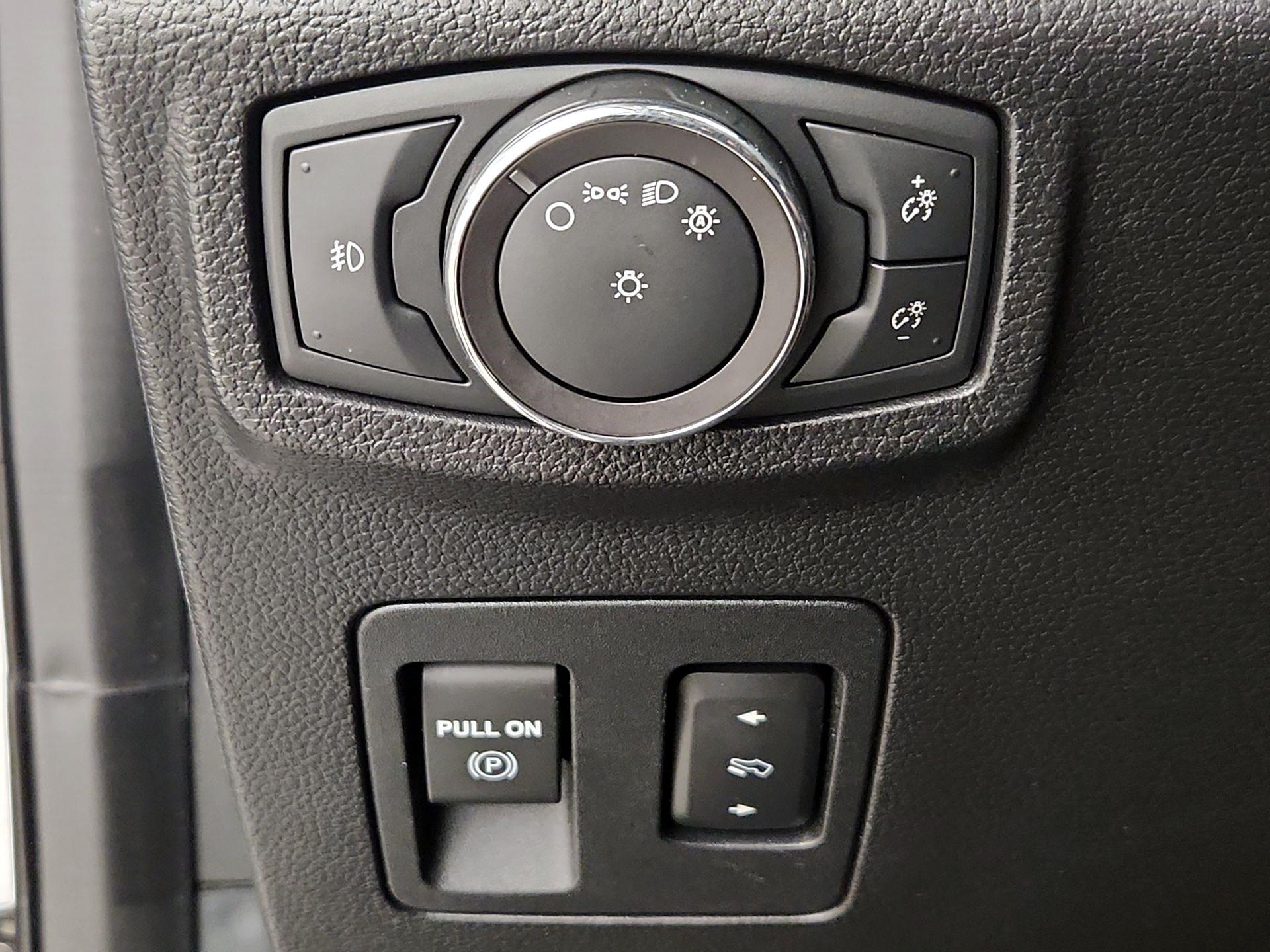 Thumbnail: 2018 Ford Expedition - 13