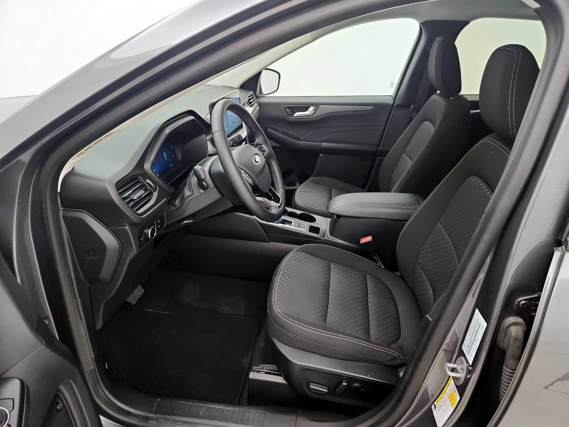 Thumbnail: 2023 Ford Escape - 11
