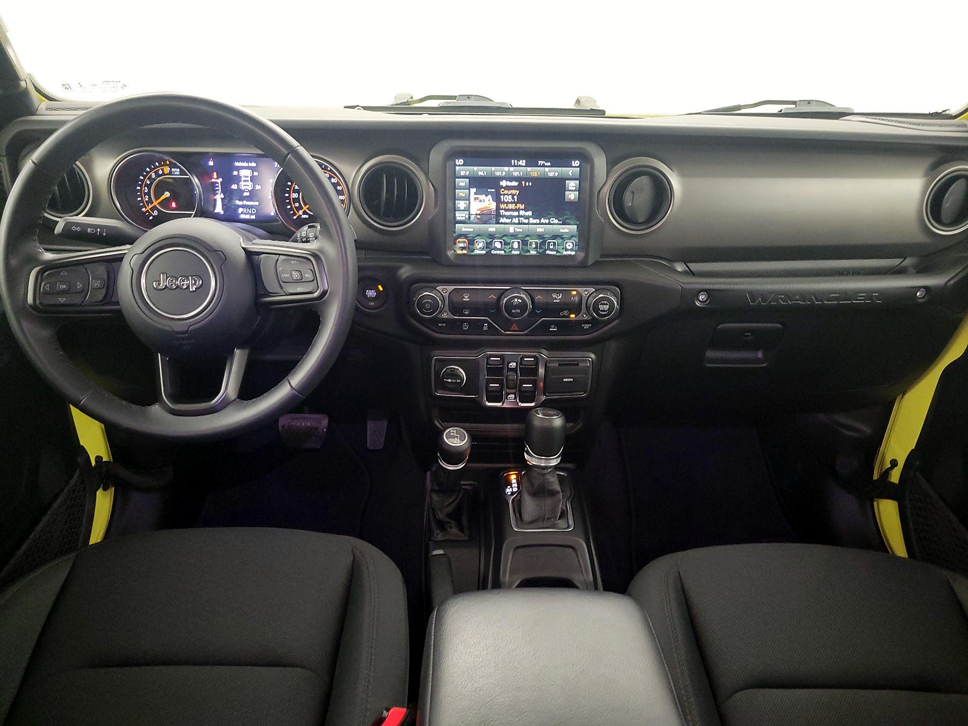 Thumbnail: 2022 Jeep Wrangler - 9