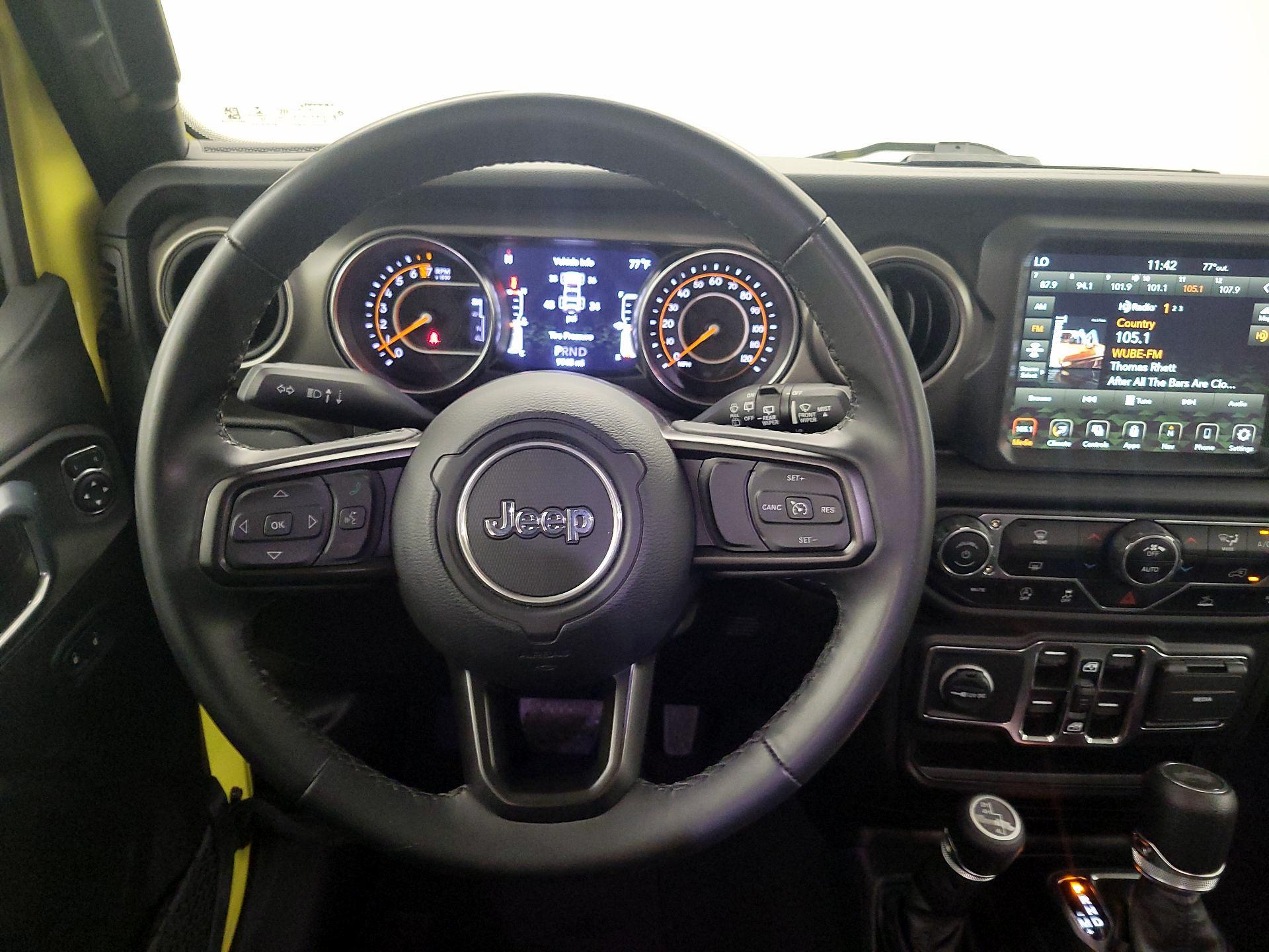 Thumbnail: 2022 Jeep Wrangler - 10