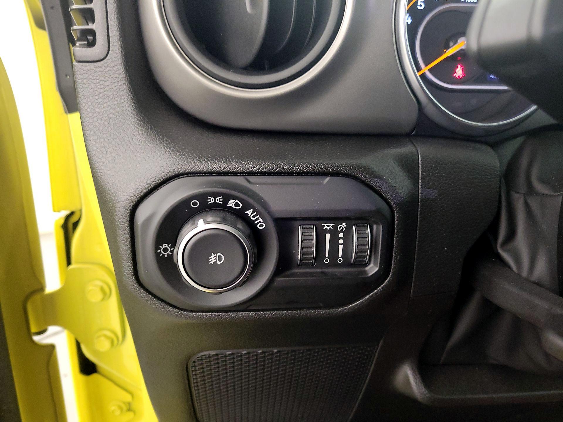 Thumbnail: 2022 Jeep Wrangler - 13