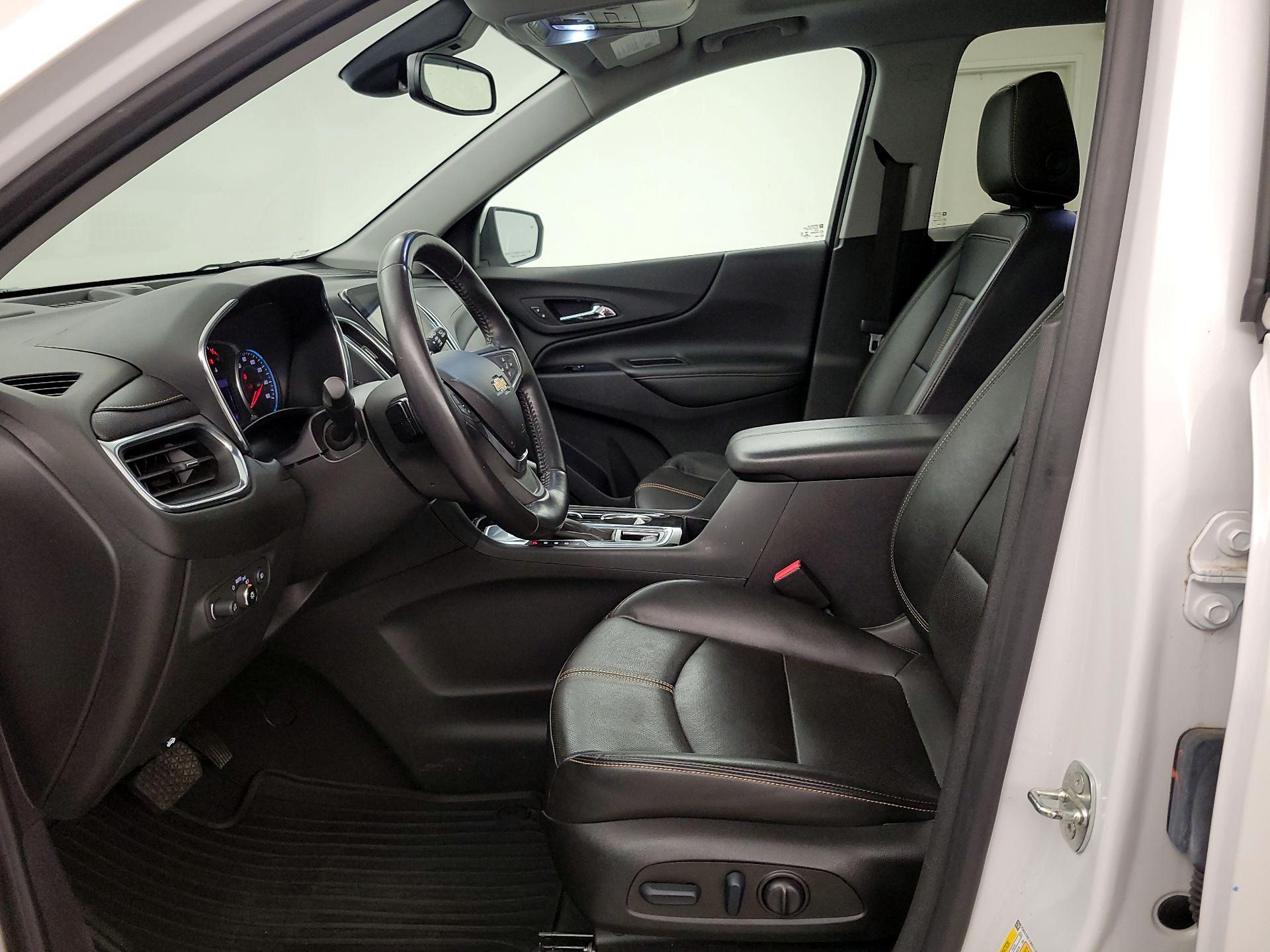 Thumbnail: 2022 Chevrolet Equinox - 11
