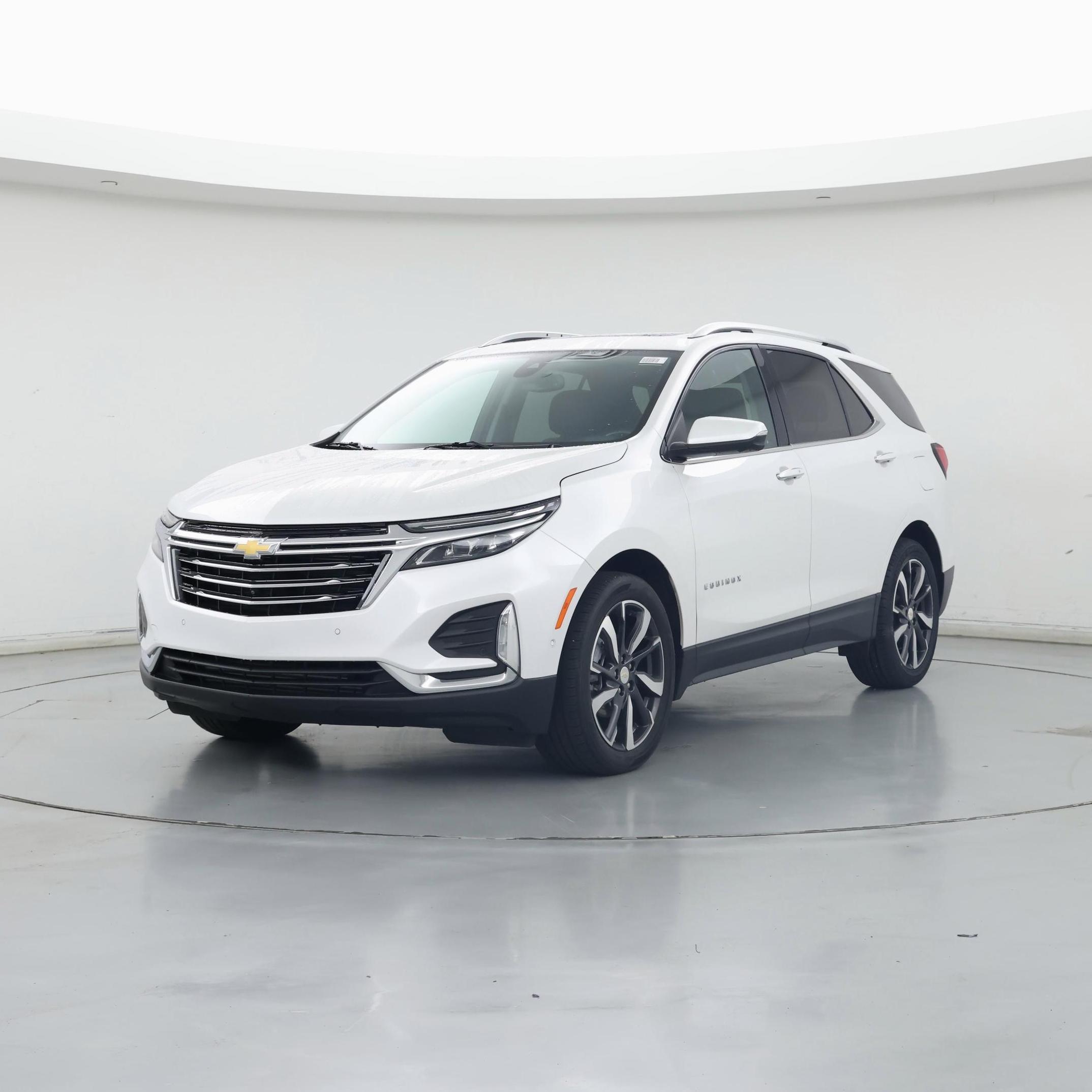 Thumbnail: 2022 Chevrolet Equinox - 4