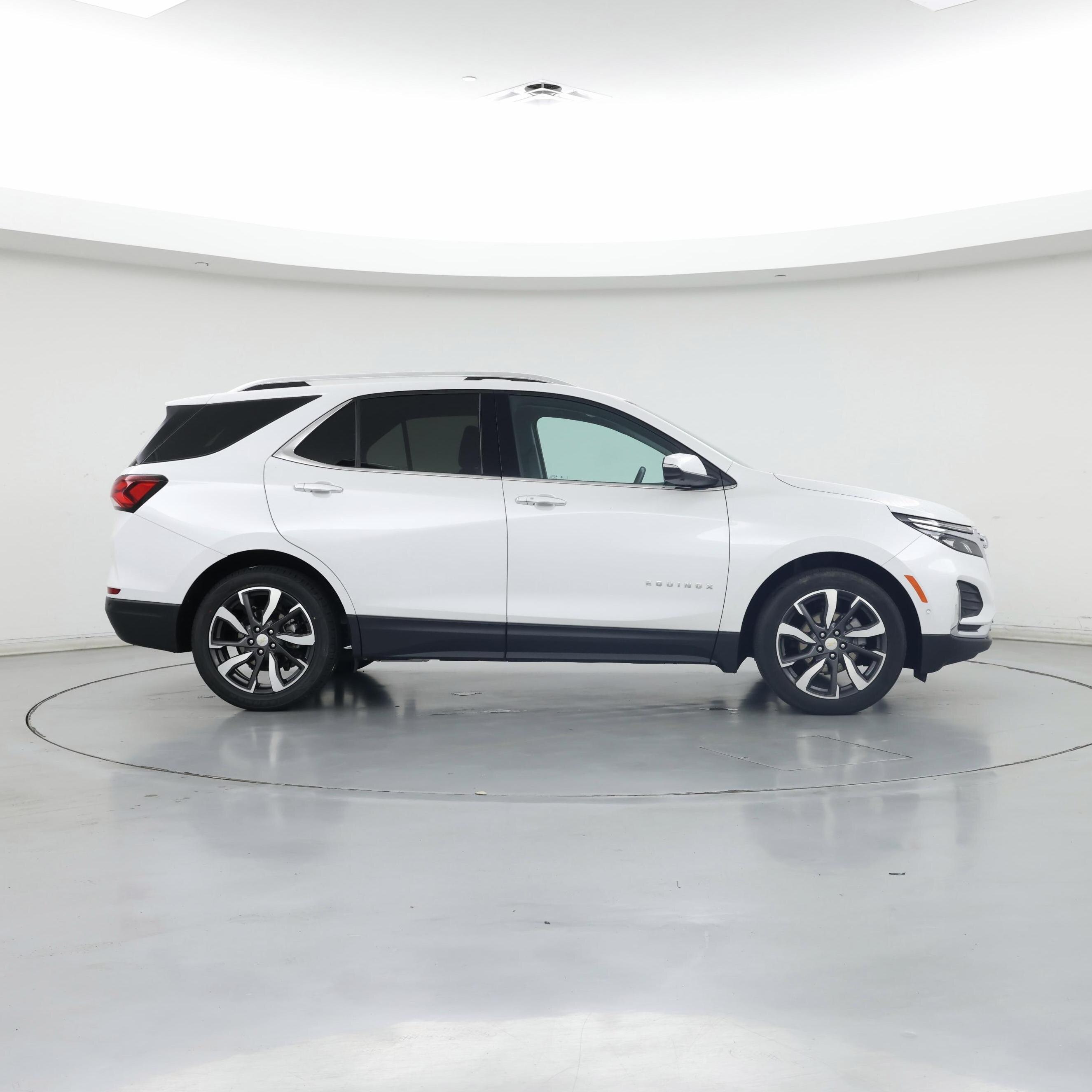 Thumbnail: 2022 Chevrolet Equinox - 7