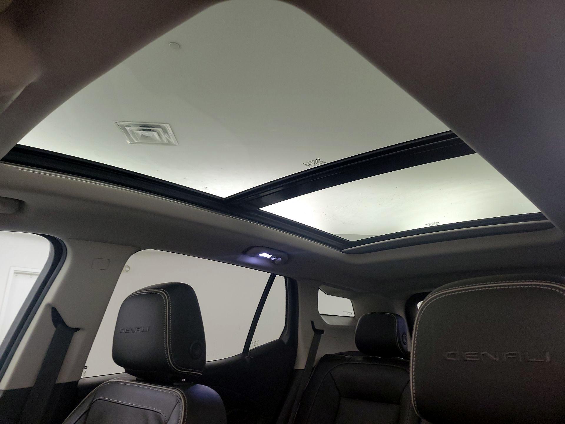 Thumbnail: 2020 GMC Terrain - 20