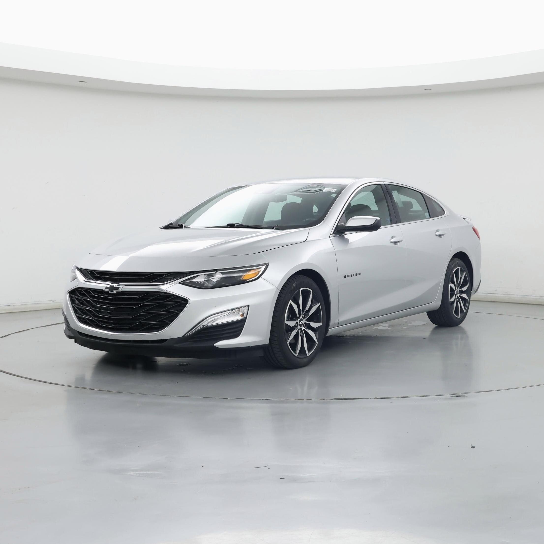 Thumbnail: 2021 Chevrolet Malibu - 4