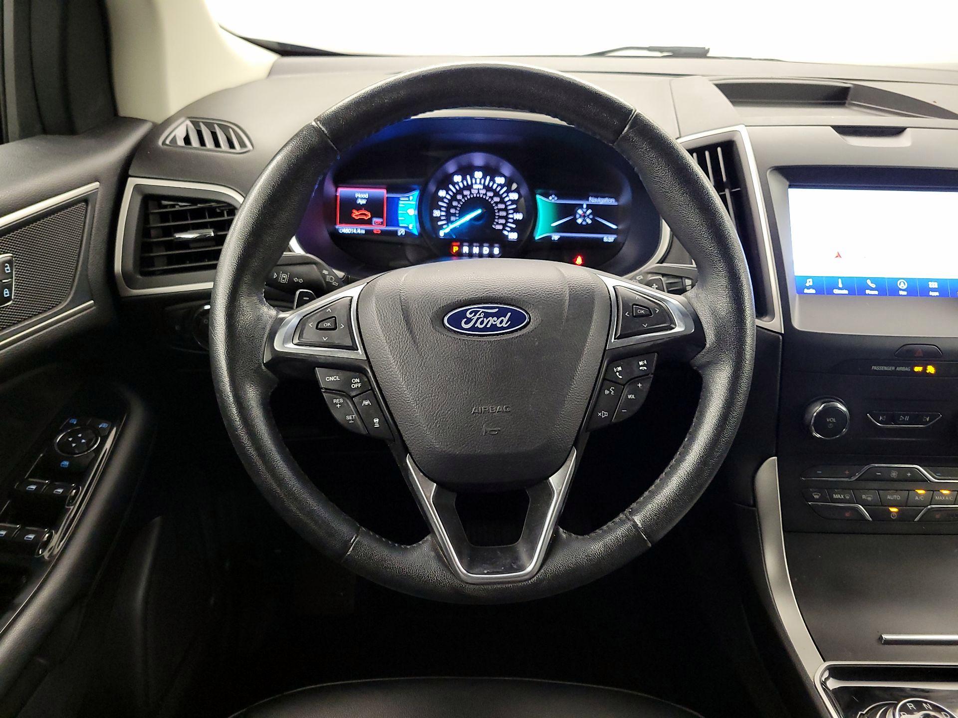 Thumbnail: 2020 Ford Edge - 10