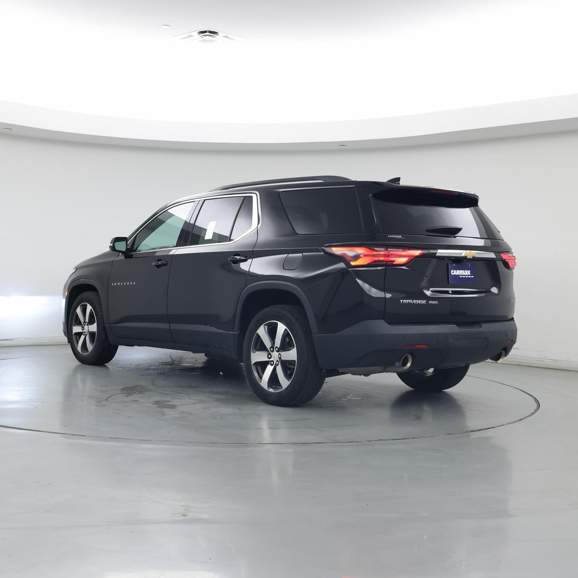 Thumbnail: 2022 Chevrolet Traverse - 2