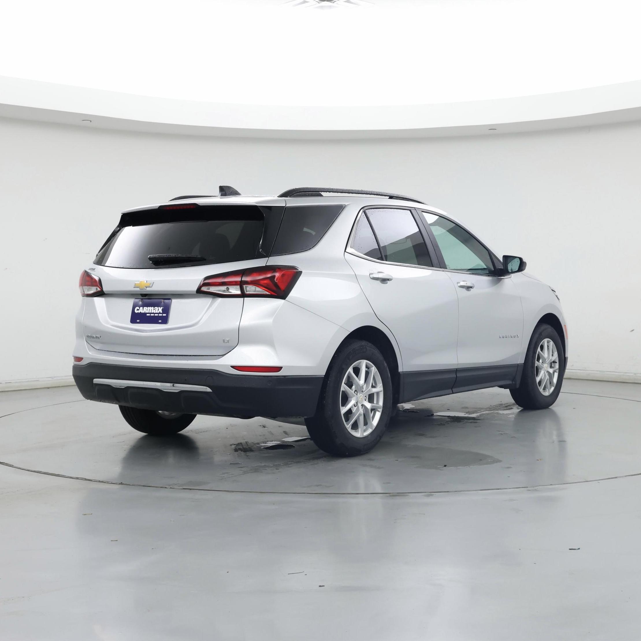 Thumbnail: 2022 Chevrolet Equinox - 8