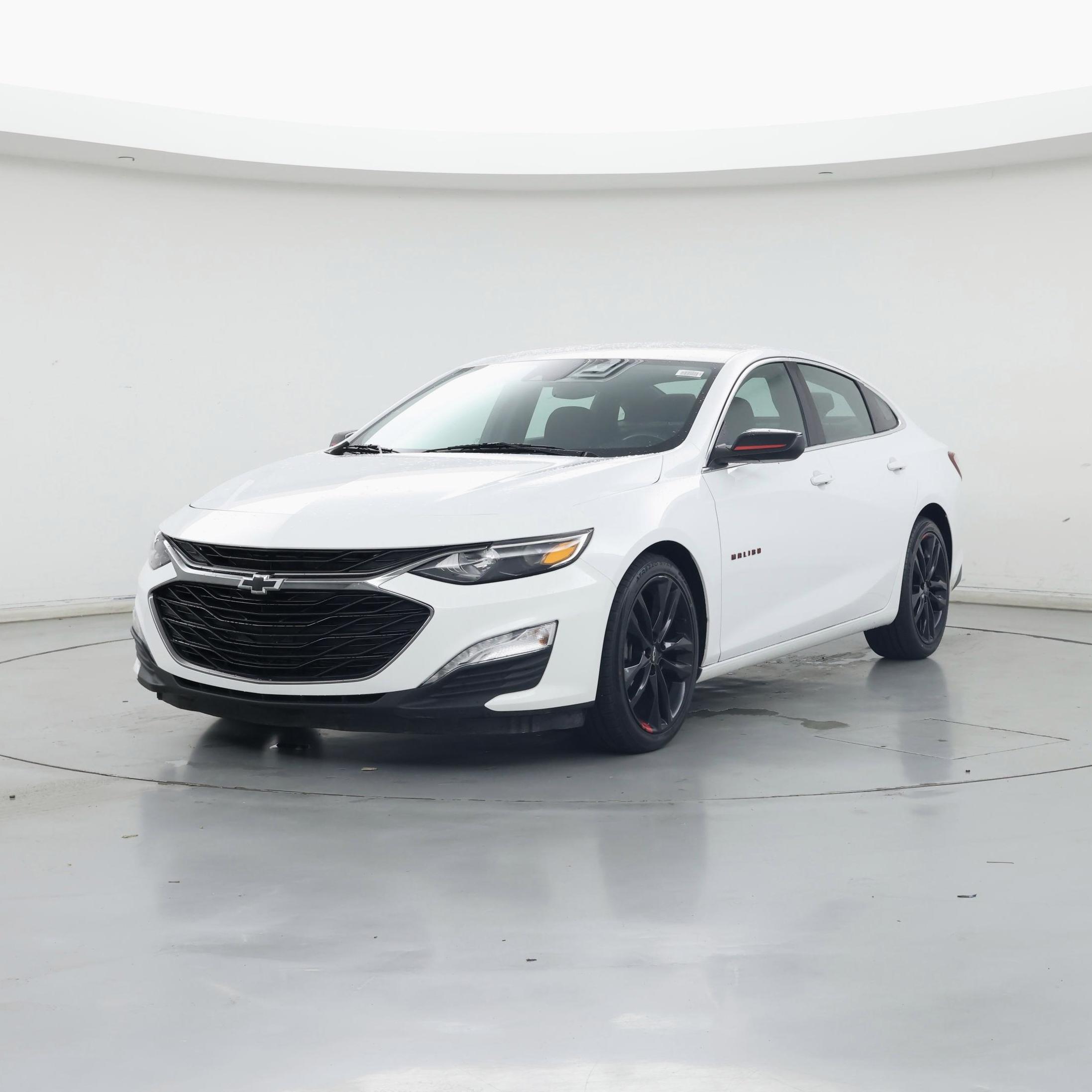 Thumbnail: 2021 Chevrolet Malibu - 4