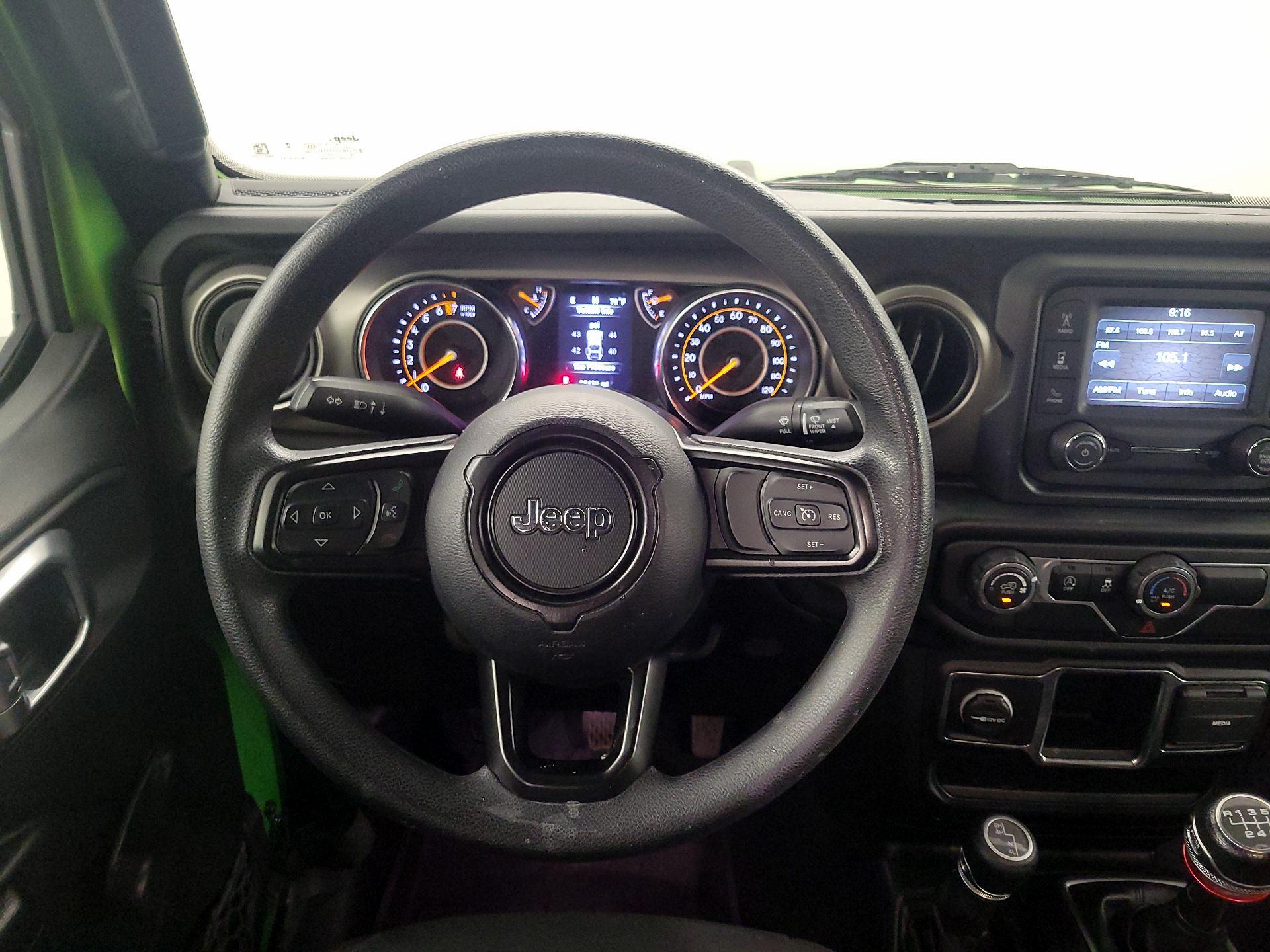 Thumbnail: 2019 Jeep Wrangler - 10