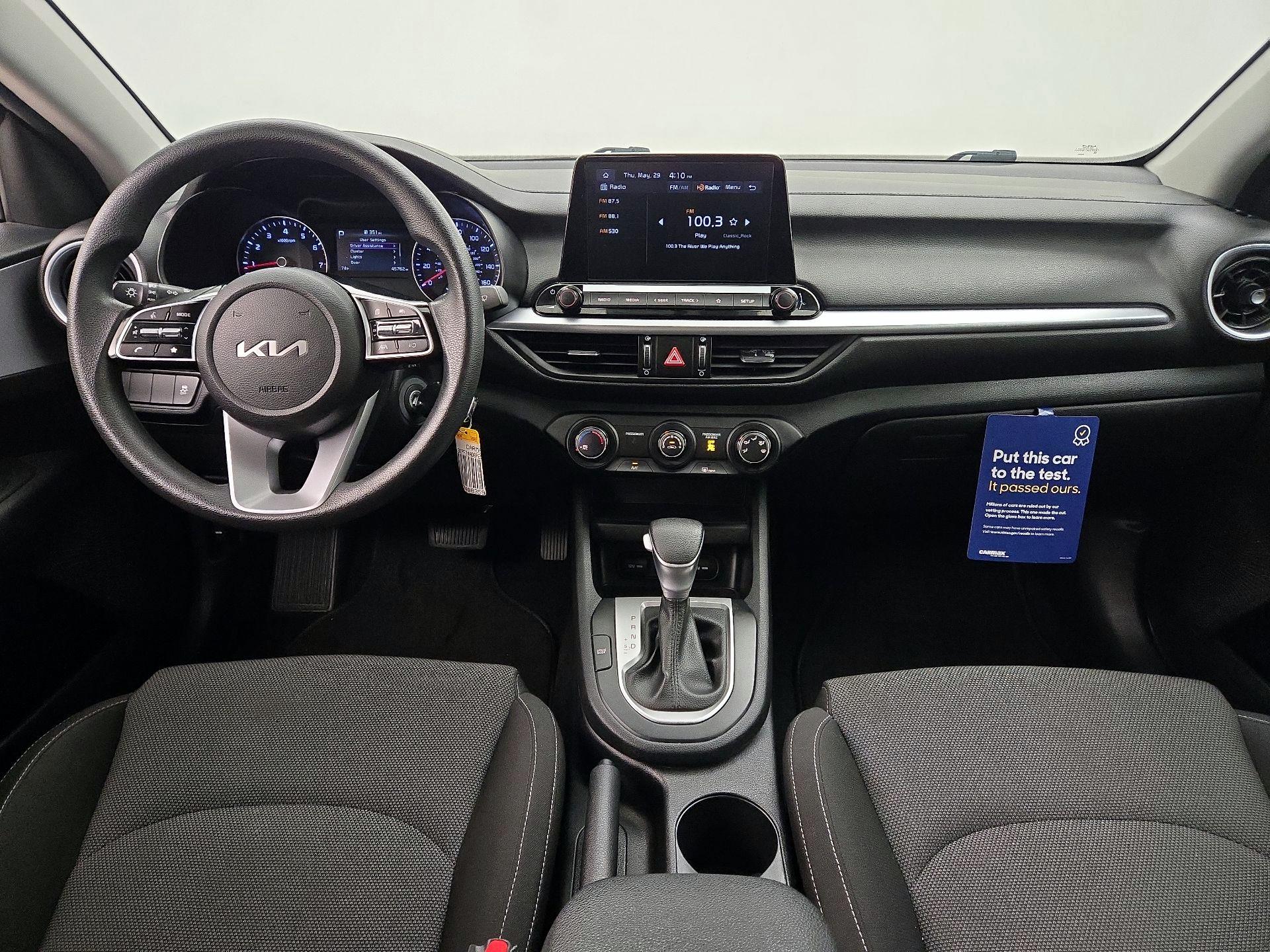 Thumbnail: 2023 Kia Forte - 9