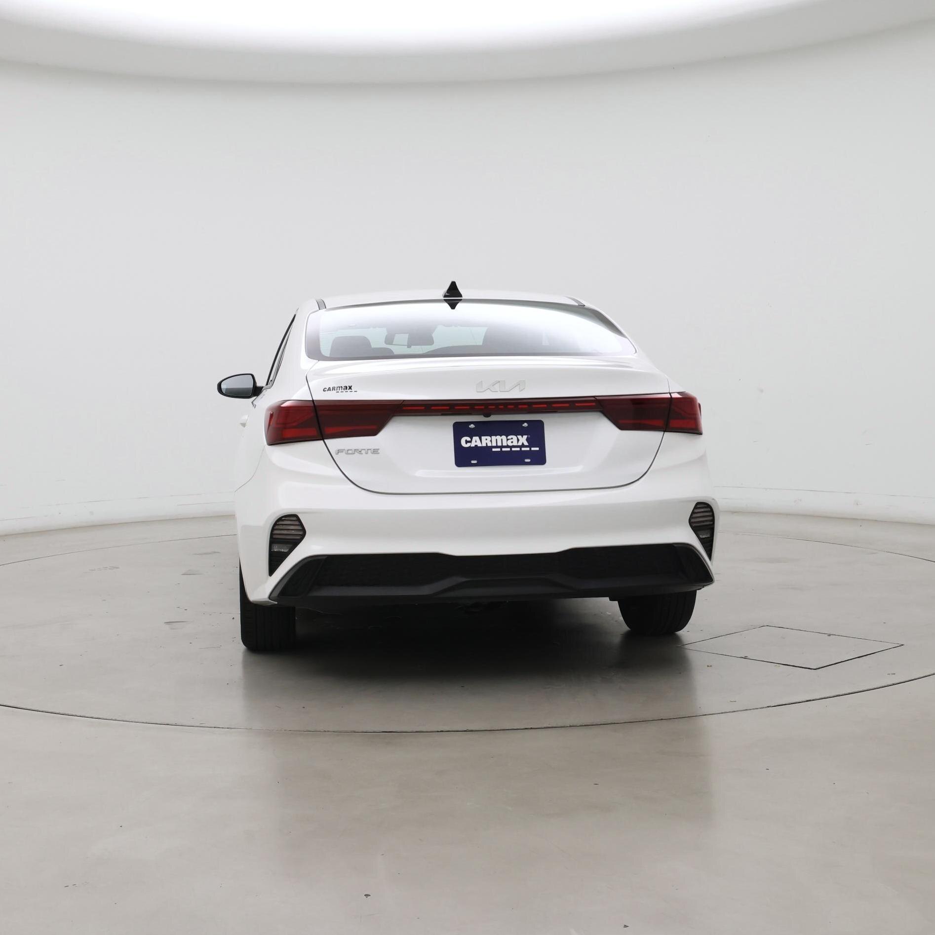 Thumbnail: 2023 Kia Forte - 6