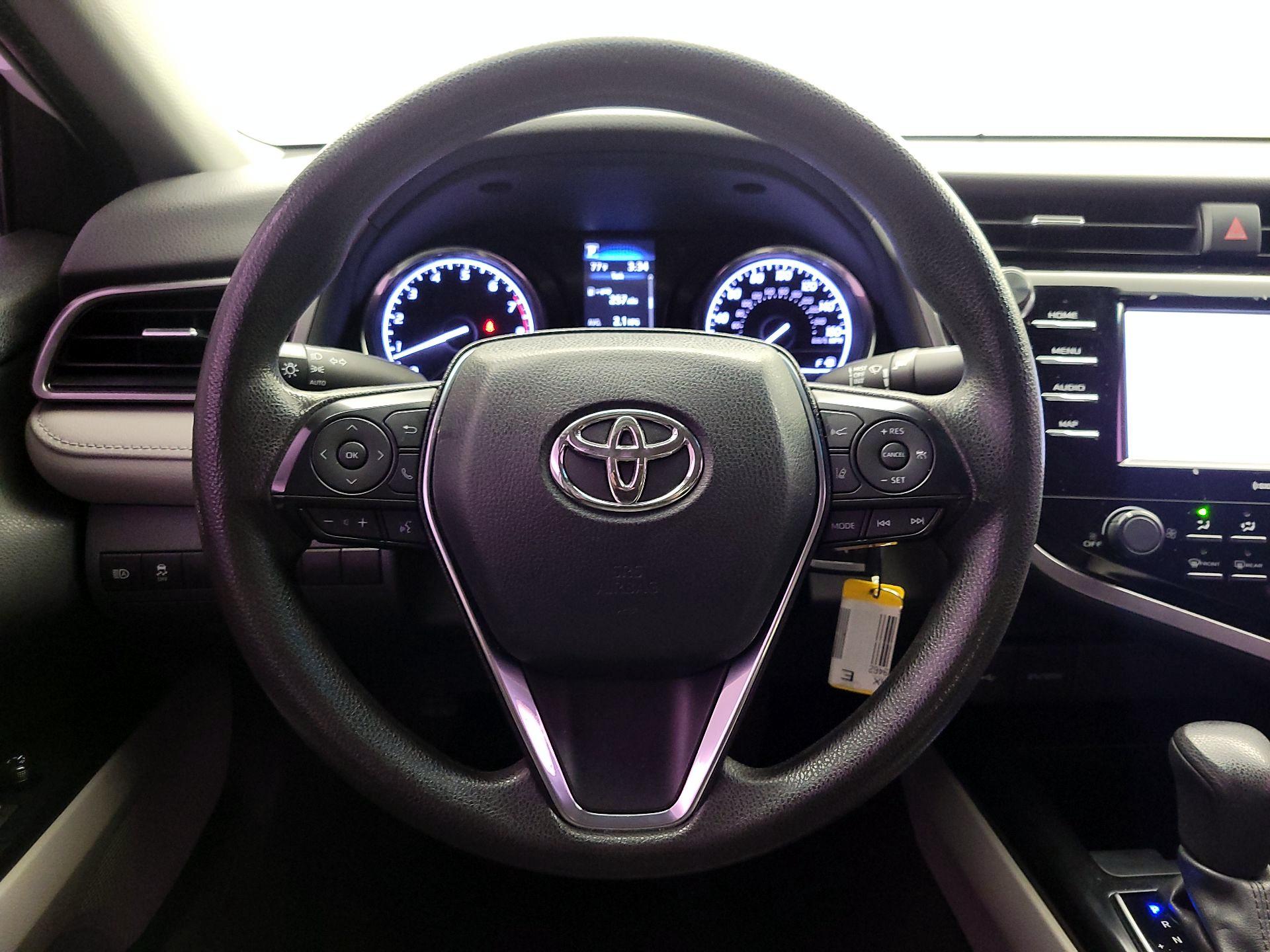 Thumbnail: 2020 Toyota Camry - 10
