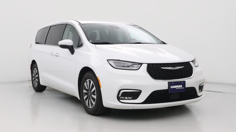 2023 Chrysler Pacifica Hybrid Touring L Hero Image