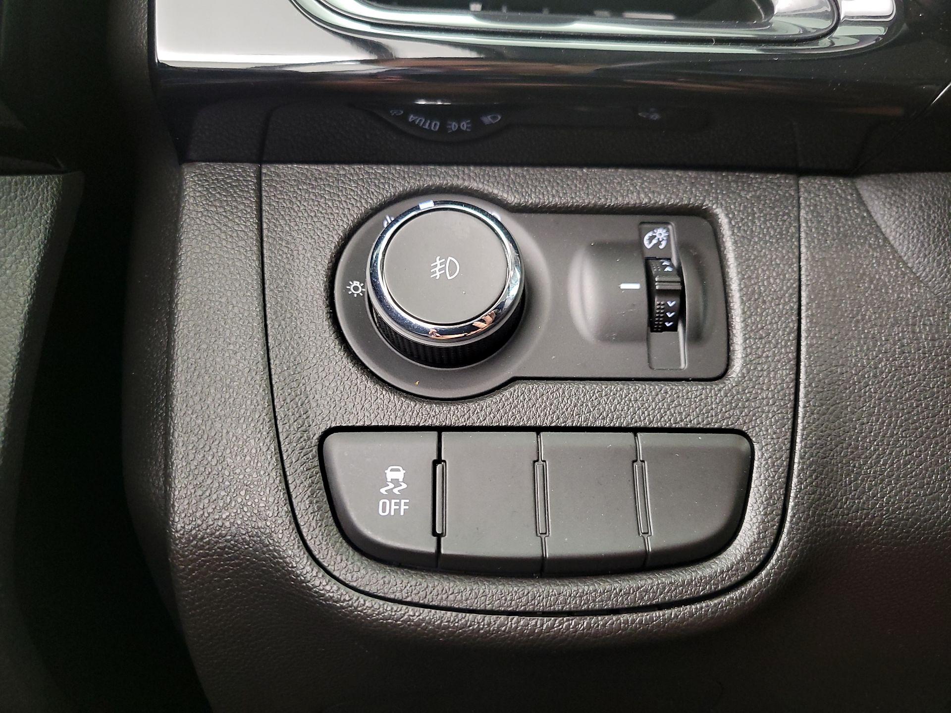 Thumbnail: 2017 Chevrolet Spark - 13
