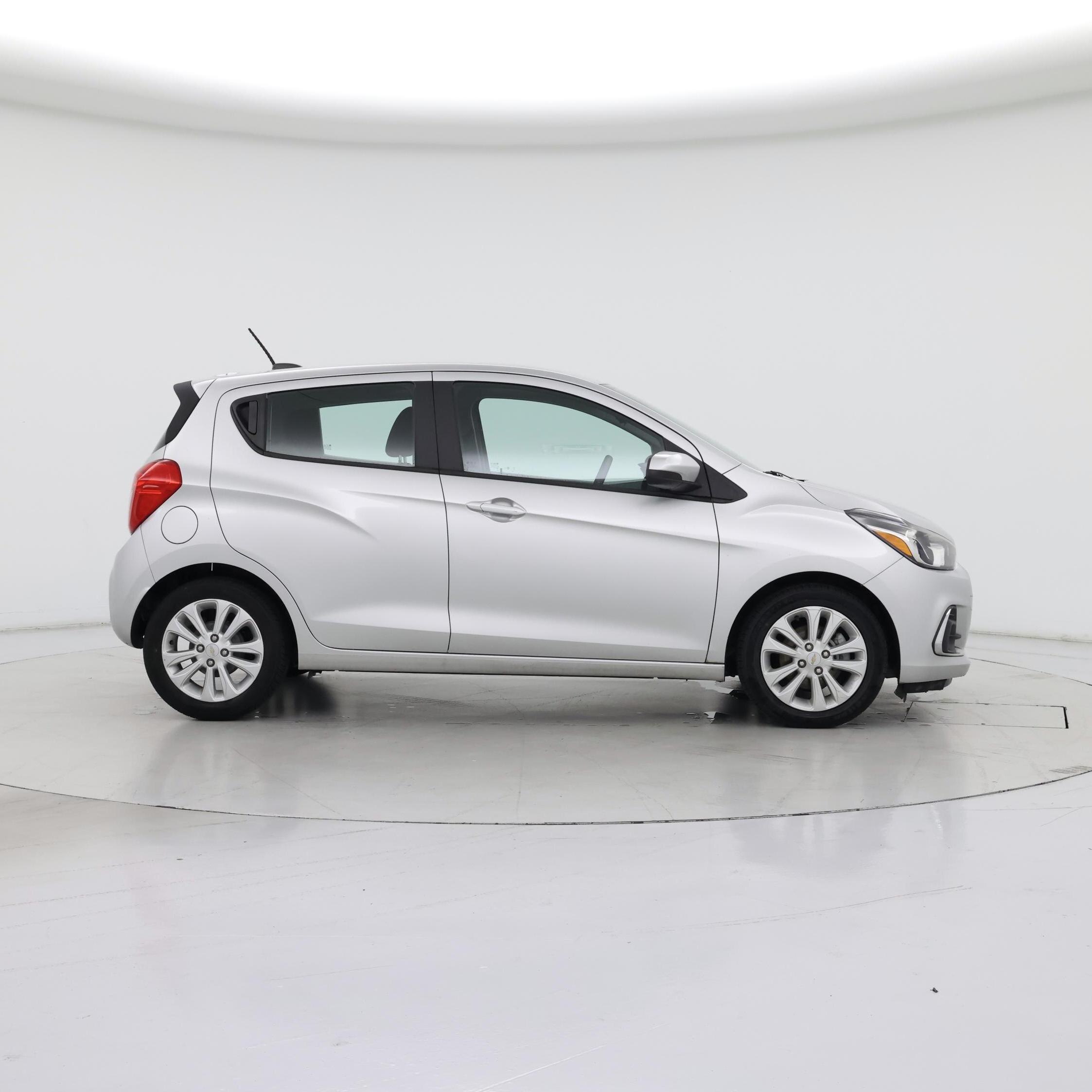 Thumbnail: 2017 Chevrolet Spark - 7