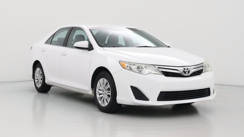 2014 Toyota Camry LE Hero Image