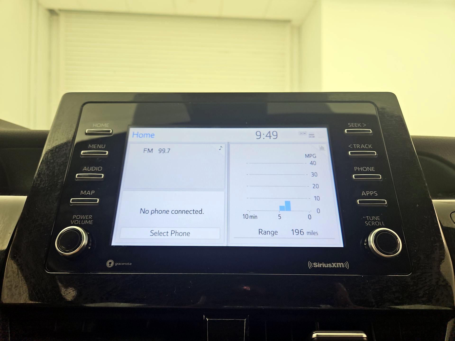 Thumbnail: 2022 Toyota Camry - 15