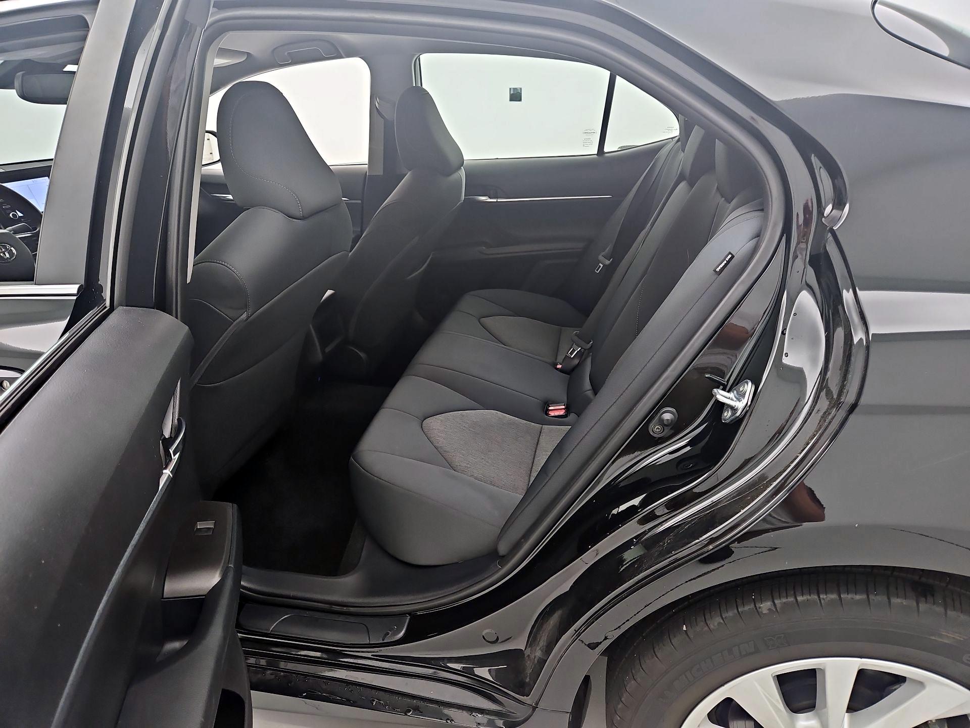 Thumbnail: 2022 Toyota Camry - 19