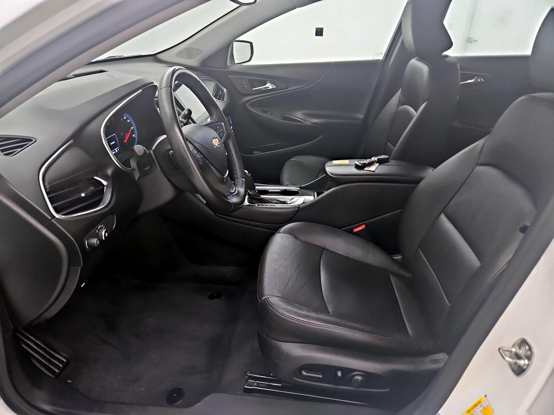 Thumbnail: 2023 Chevrolet Malibu - 11