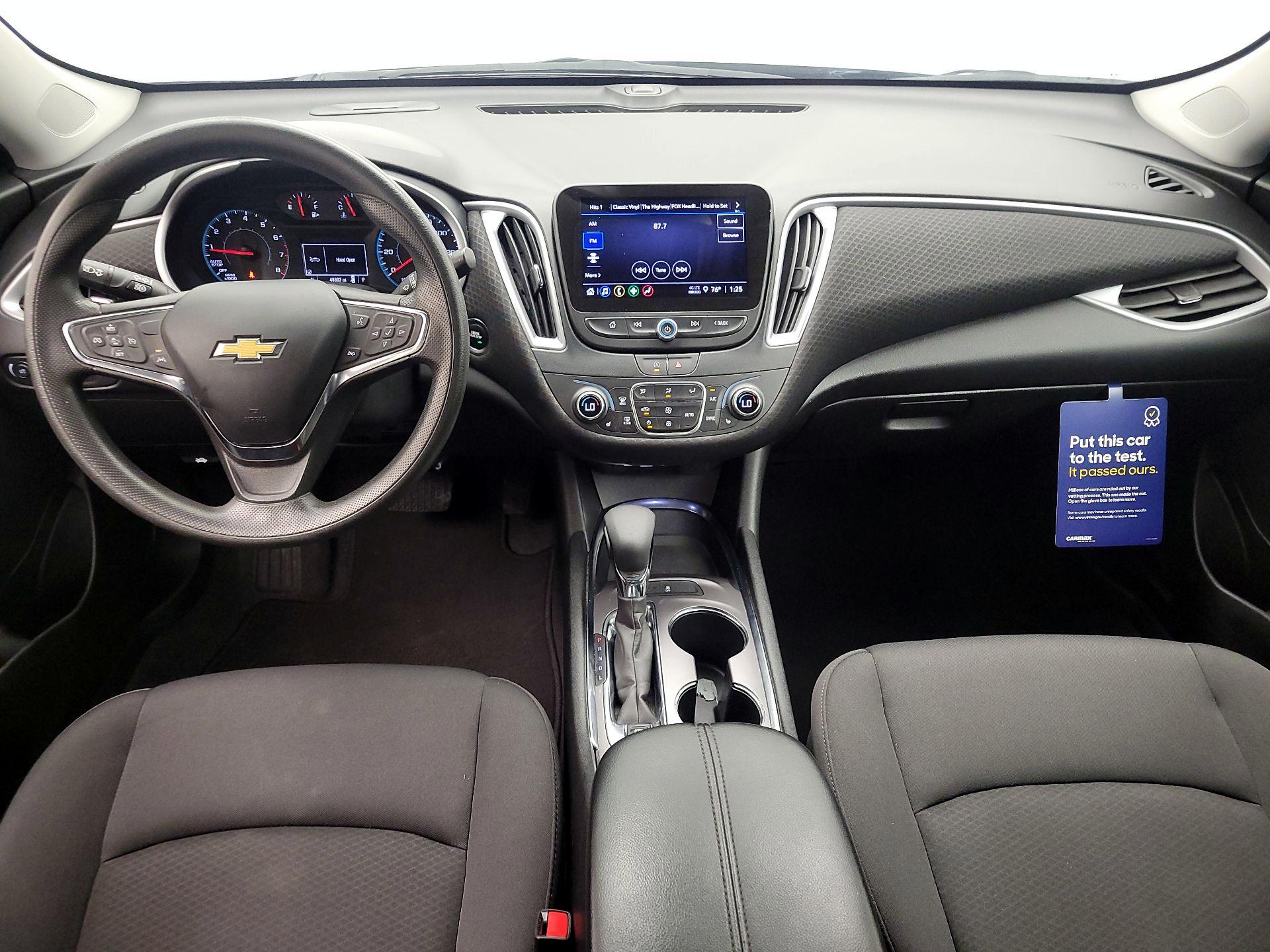 Thumbnail: 2023 Chevrolet Malibu - 9