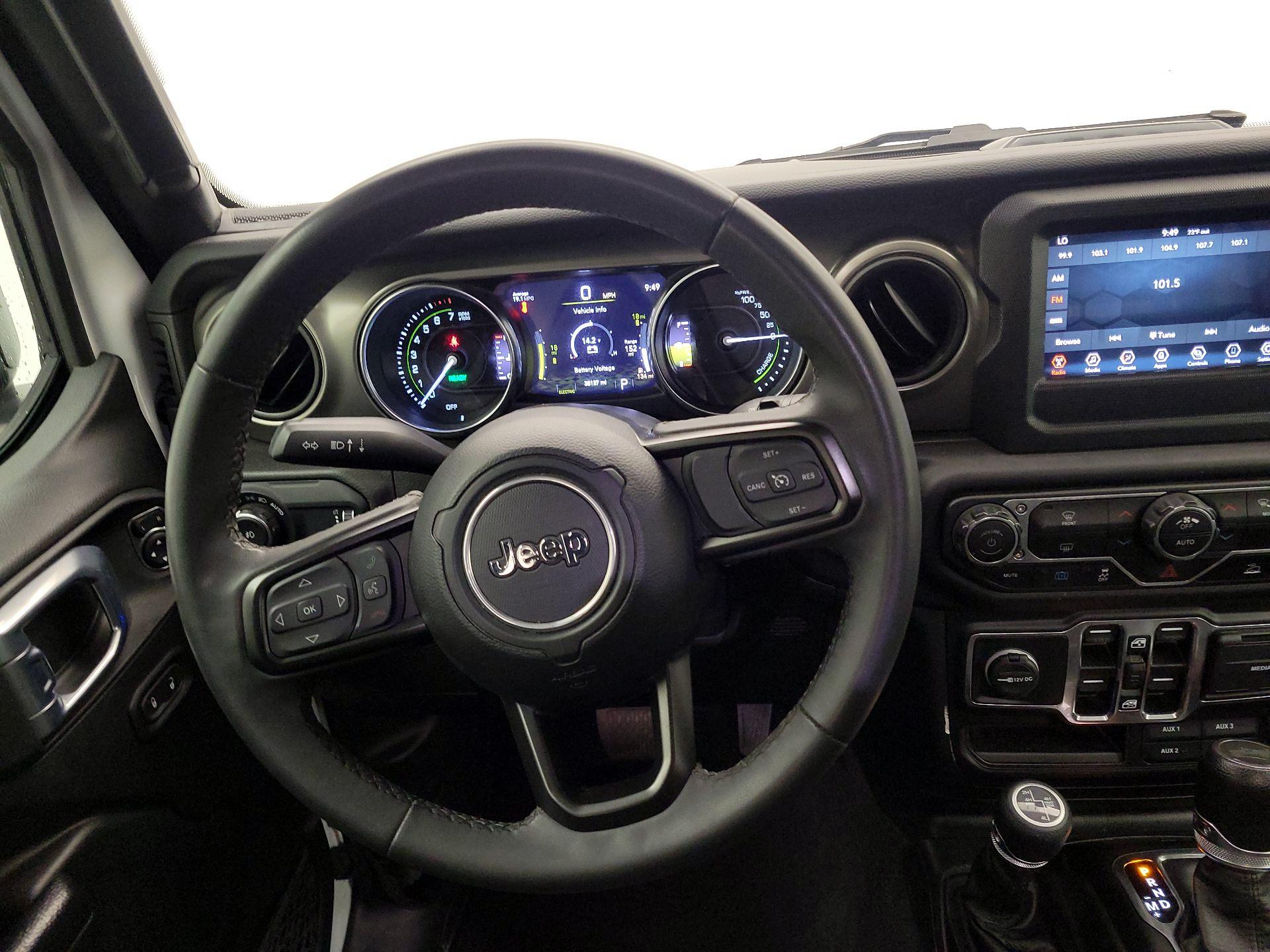 Thumbnail: 2023 Jeep Wrangler - 10