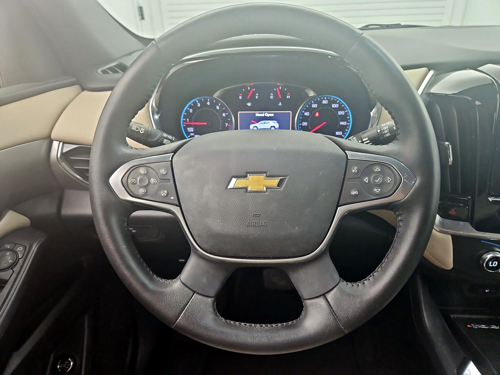 Thumbnail: 2022 Chevrolet Traverse - 10