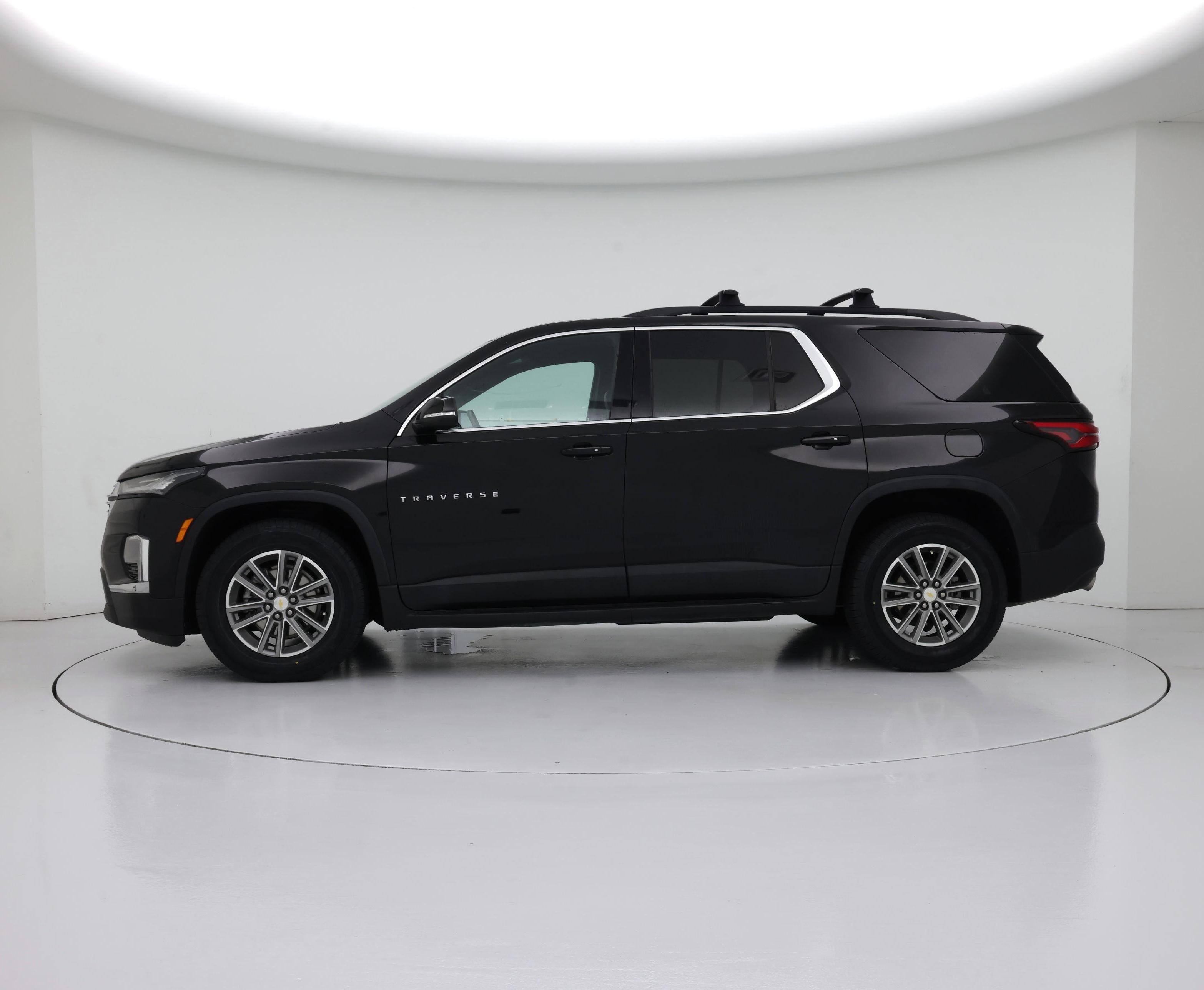 Thumbnail: 2022 Chevrolet Traverse - 3