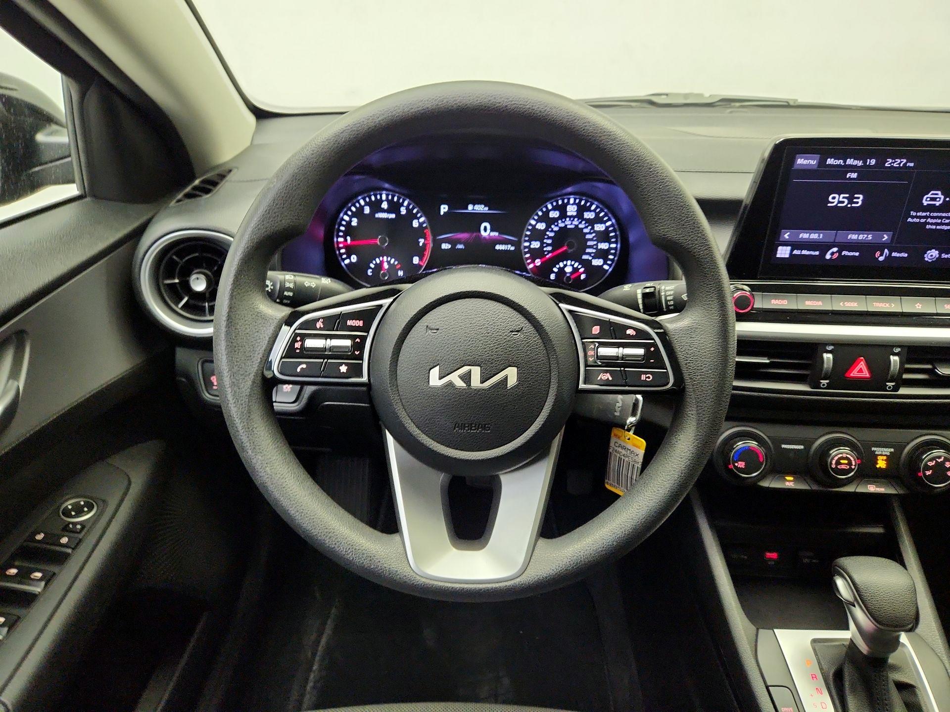 Thumbnail: 2023 Kia Forte - 10