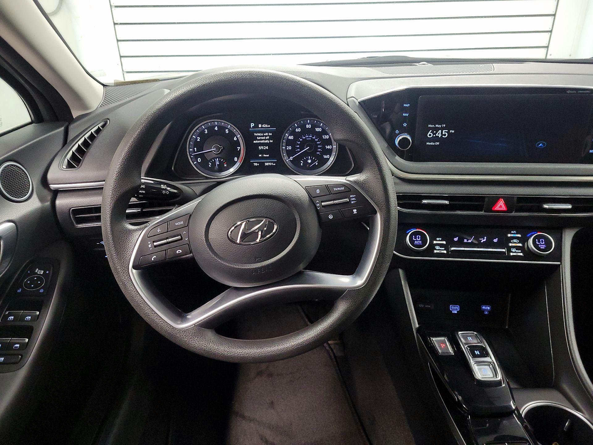 Thumbnail: 2023 Hyundai Sonata - 10