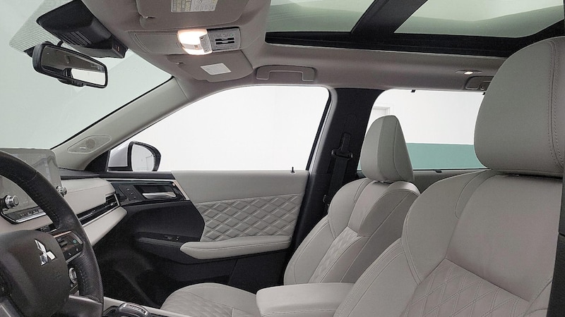 2023 Mitsubishi Outlander SEL 20