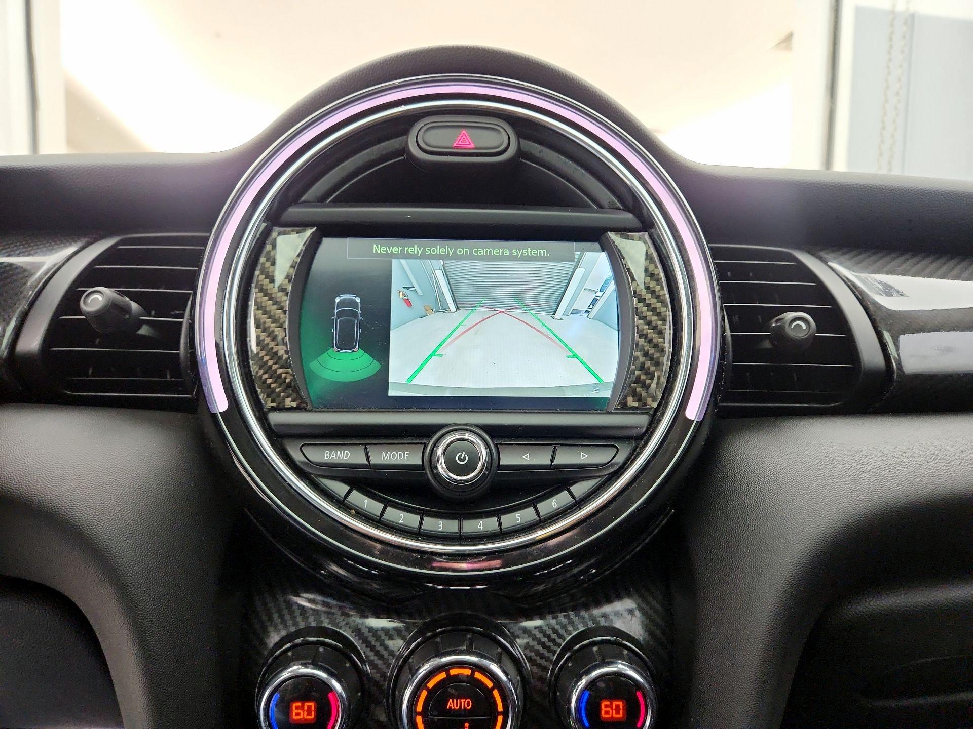 Thumbnail: 2019 MINI Cooper Hardtop - 14