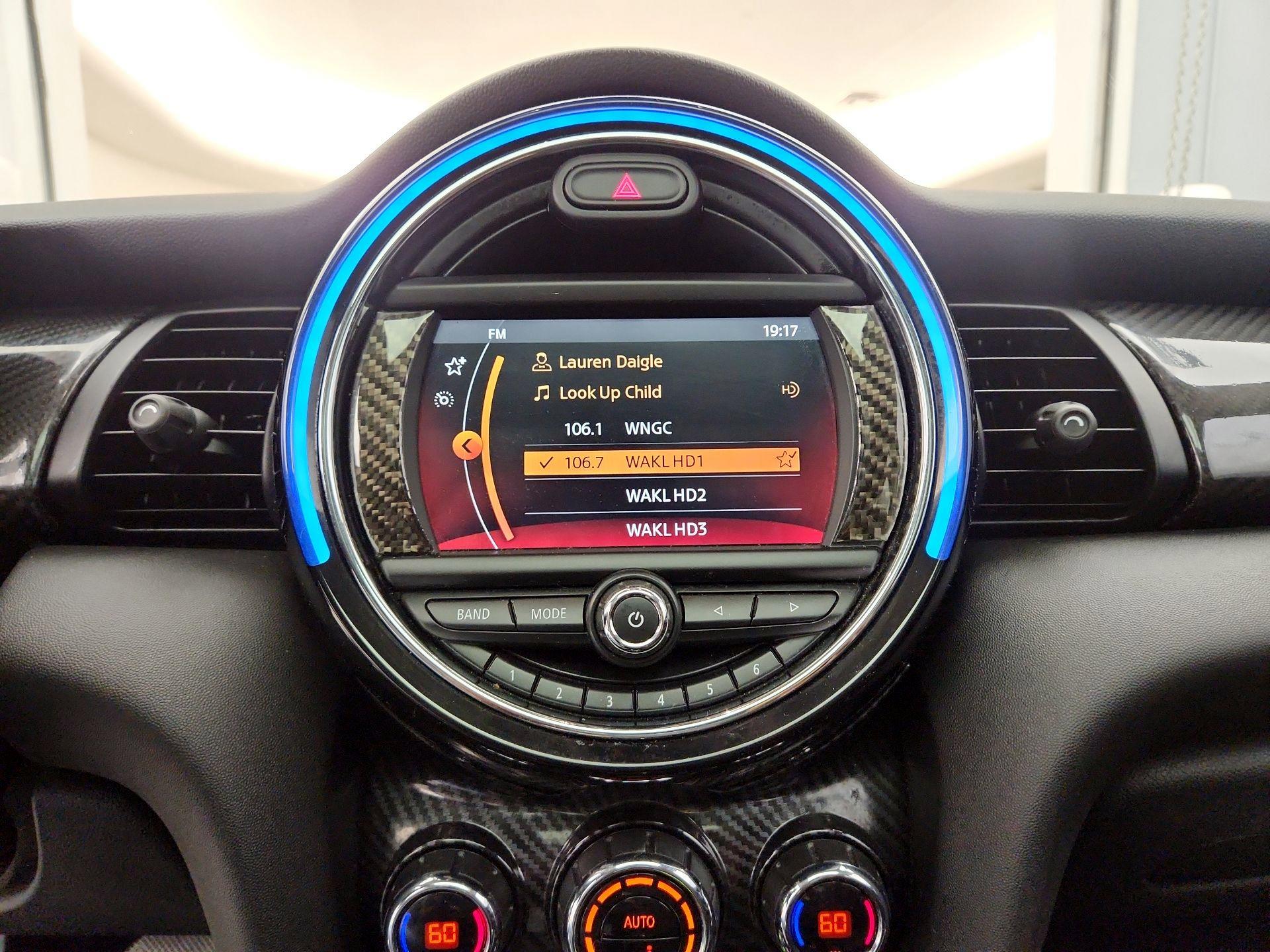 Thumbnail: 2019 MINI Cooper Hardtop - 15
