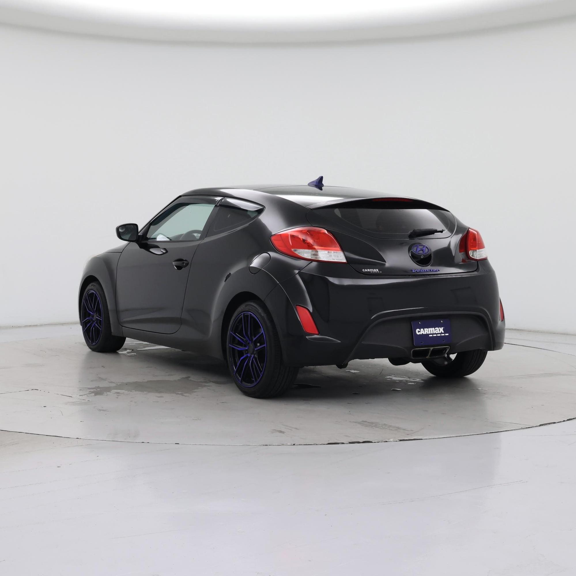Thumbnail: 2016 Hyundai Veloster - 2