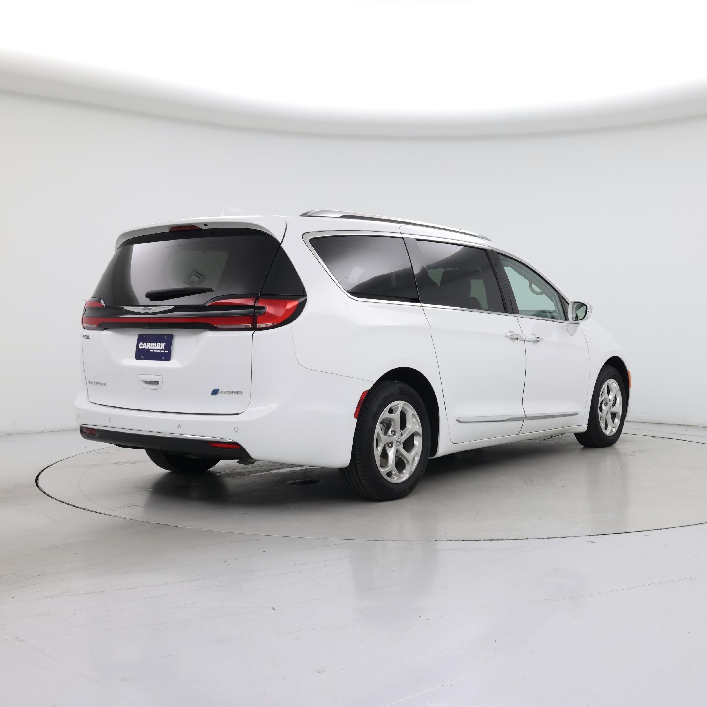 Thumbnail: 2021 Chrysler Pacifica - 8