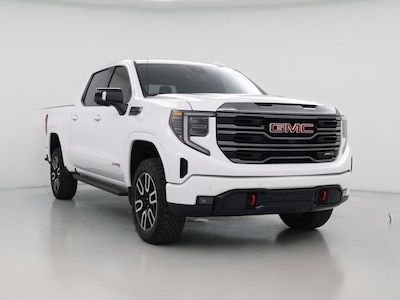 White 2024 GMC Sierra 1500 AT4