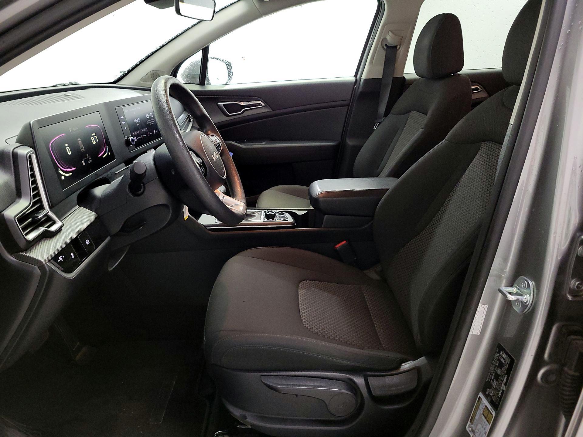 Thumbnail: 2023 Kia Sportage - 11