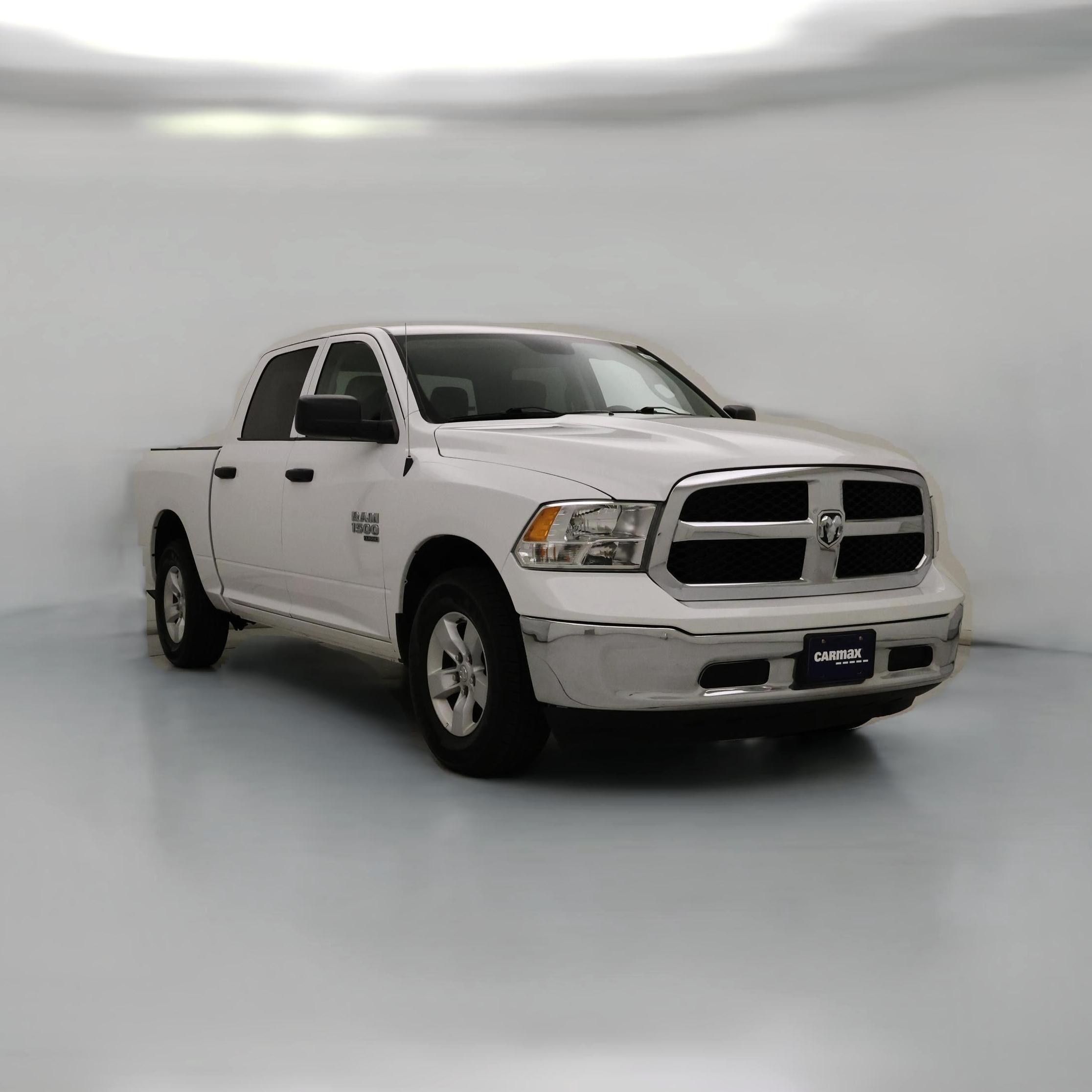 Thumbnail: 2022 RAM 1500 Classic - 1