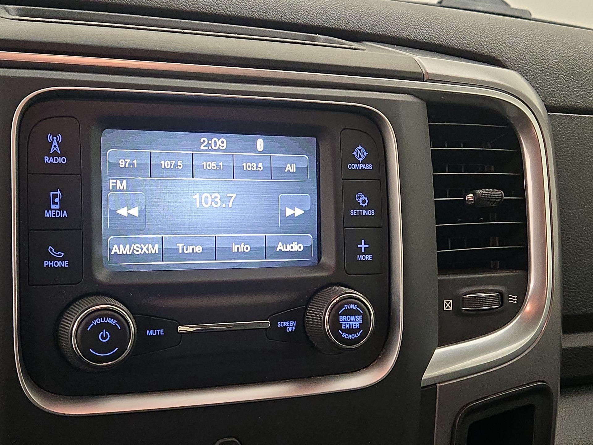 Thumbnail: 2022 RAM 1500 Classic - 13