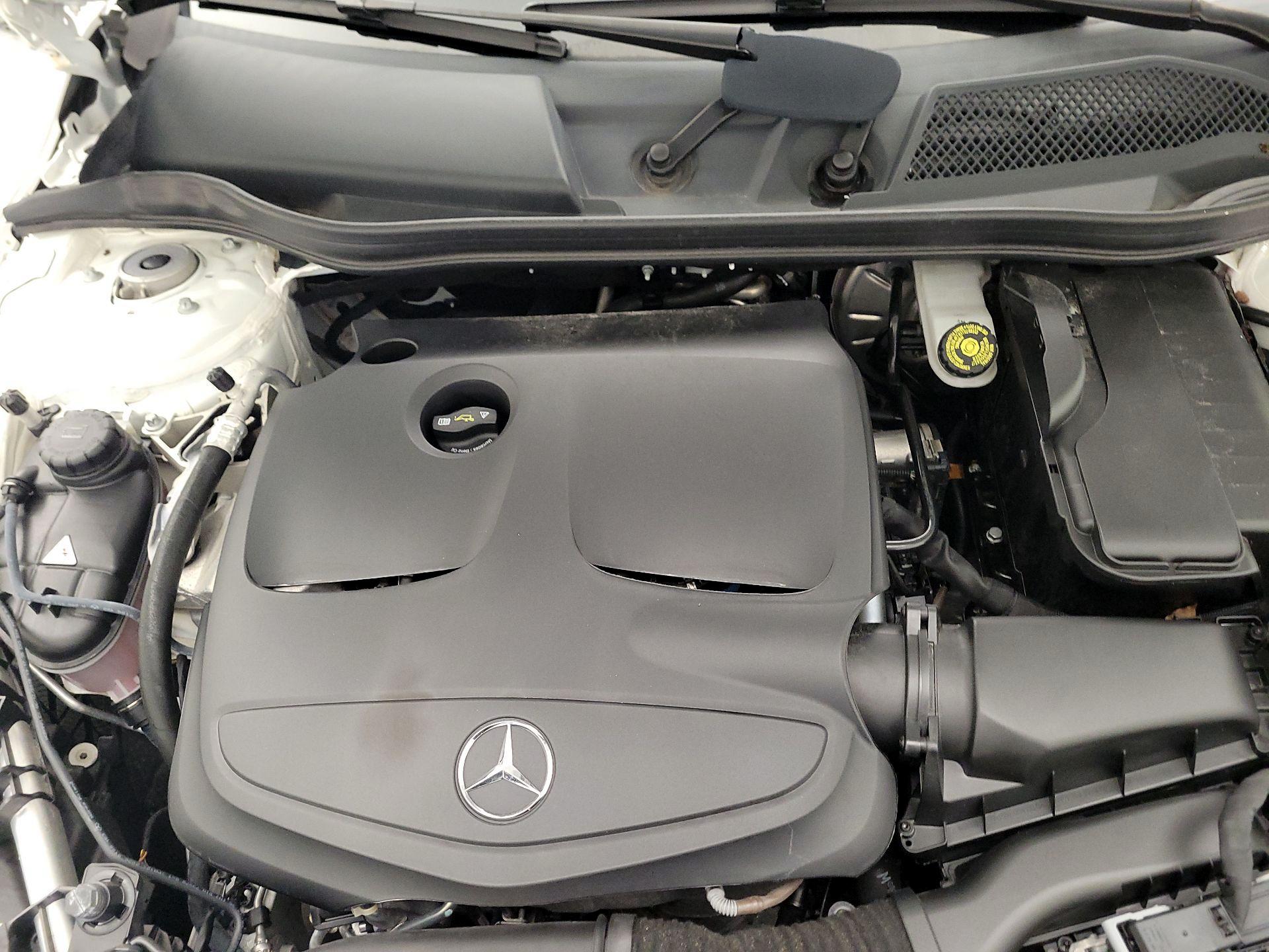 Thumbnail: 2019 Mercedes-Benz GLA - 18