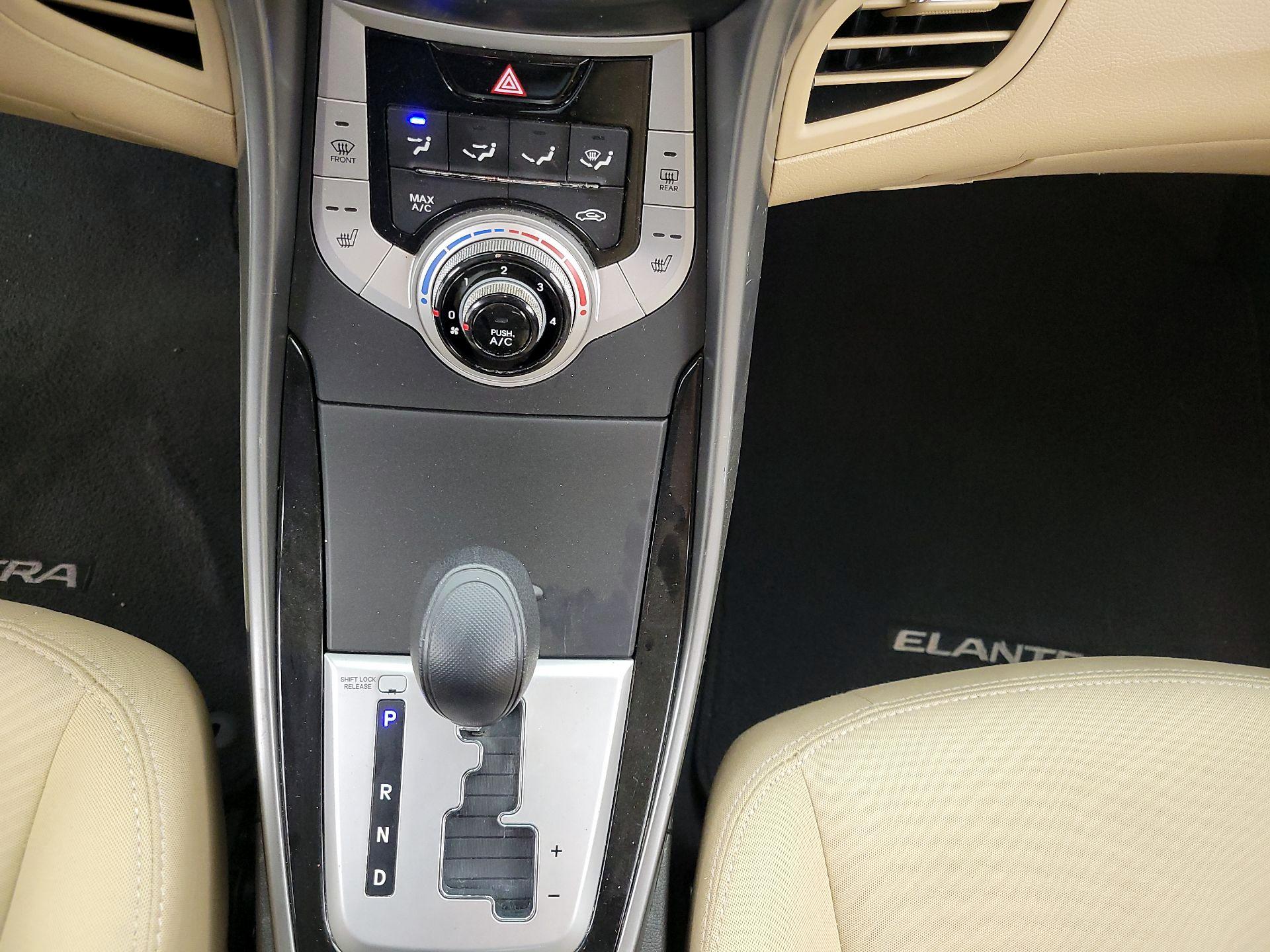 Thumbnail: 2013 Hyundai Elantra - 16