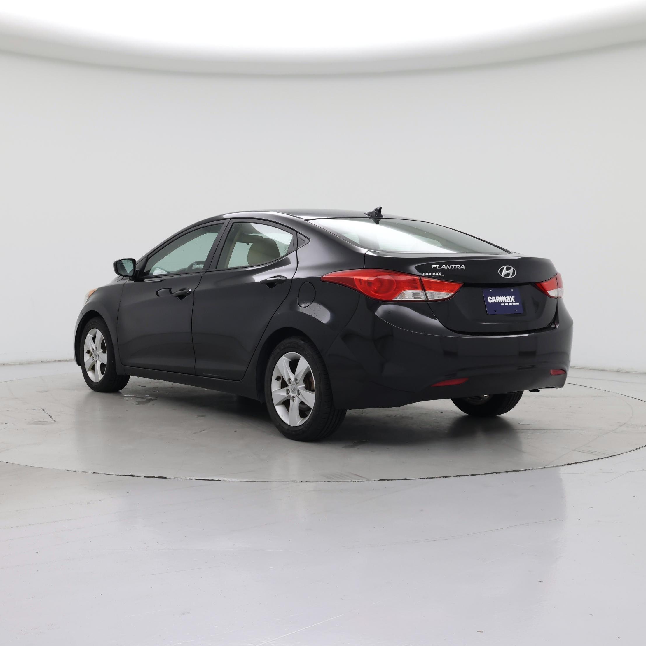 Thumbnail: 2013 Hyundai Elantra - 2