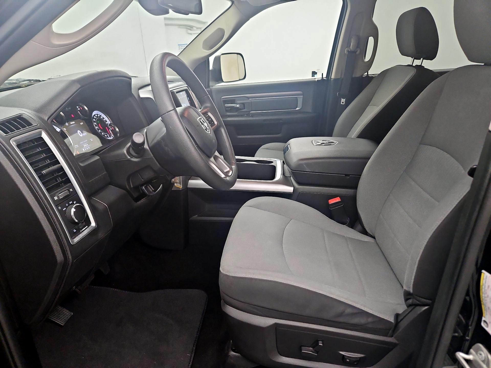 Thumbnail: 2023 RAM 1500 Classic - 11