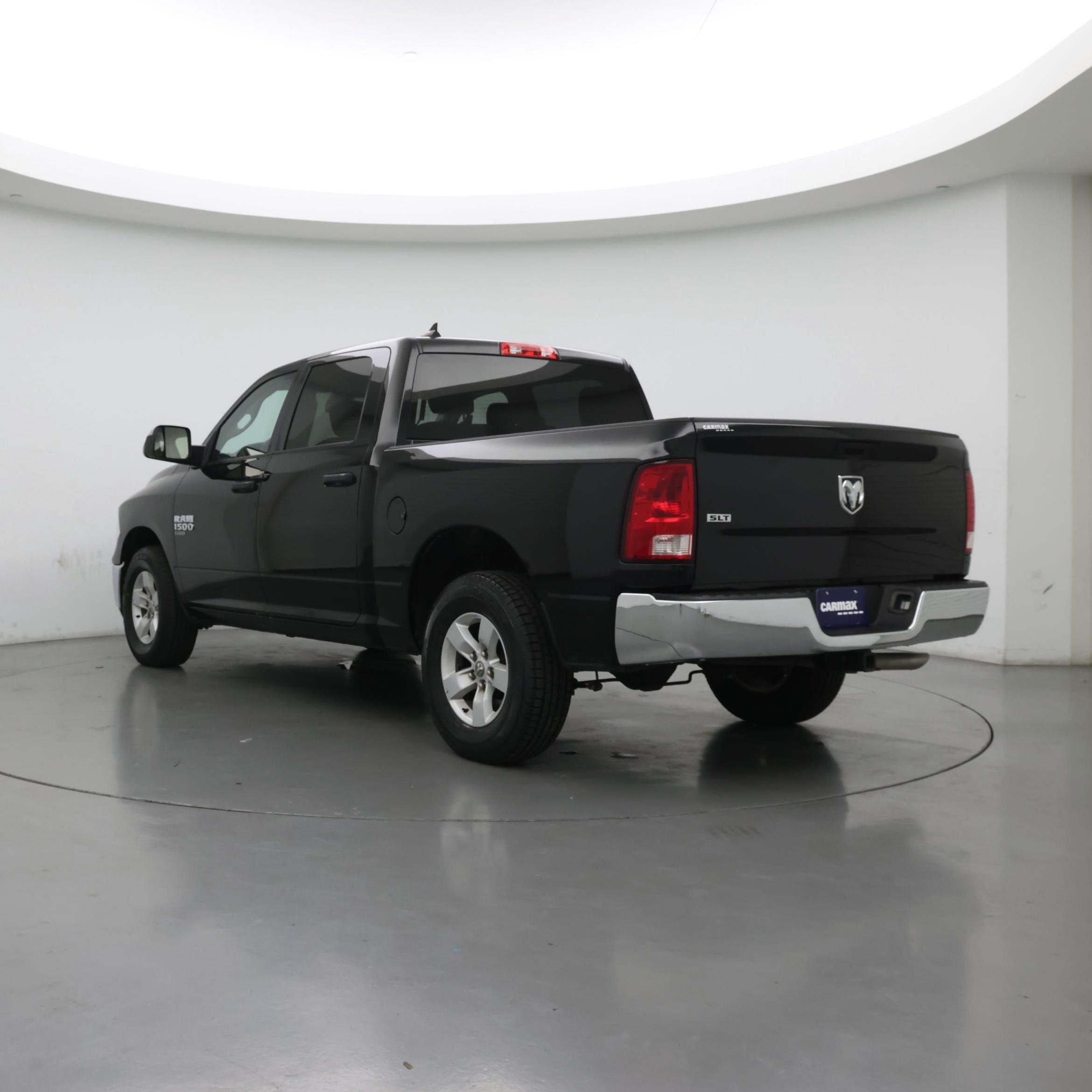 Thumbnail: 2023 RAM 1500 Classic - 2