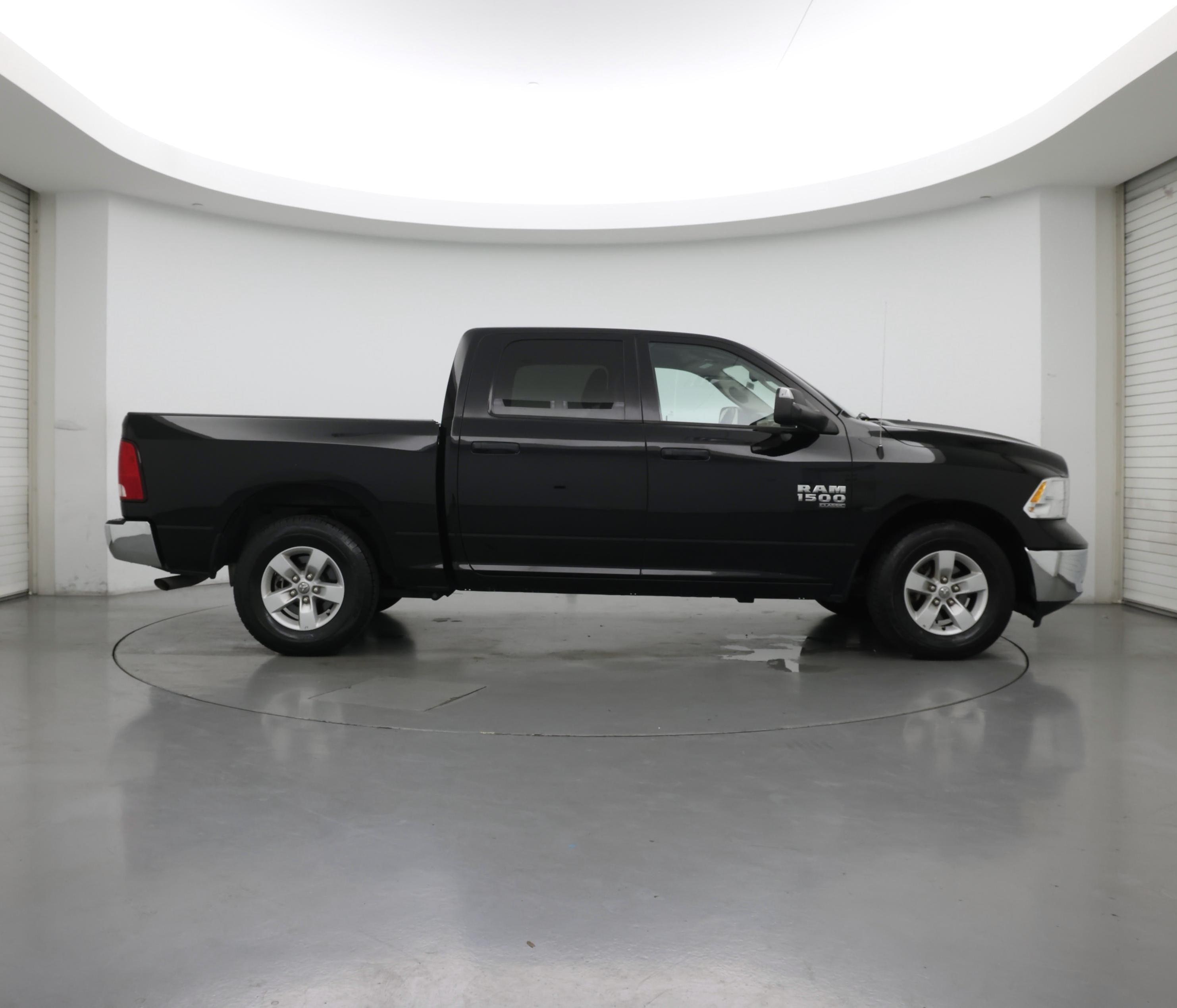 Thumbnail: 2023 RAM 1500 Classic - 7