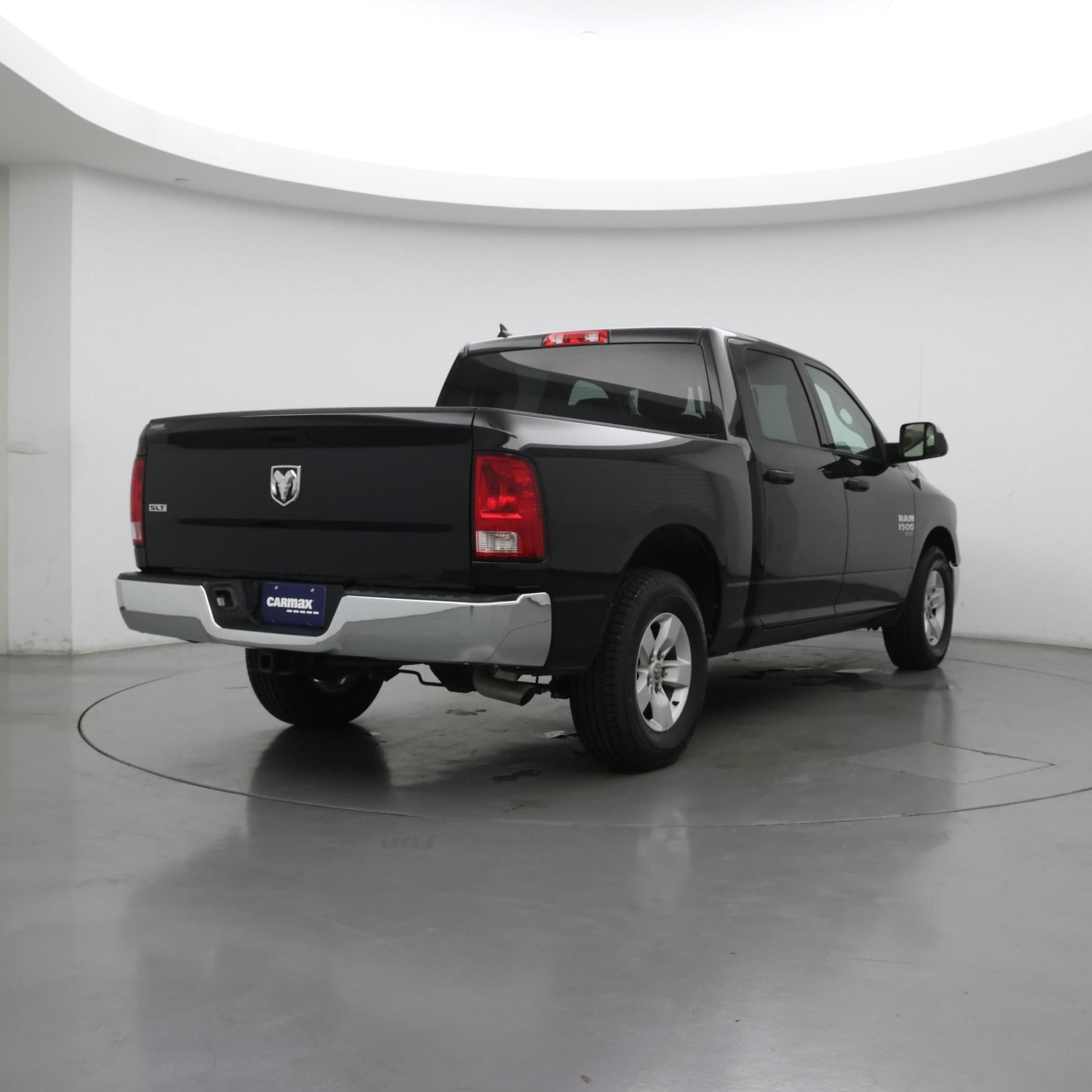 Thumbnail: 2023 RAM 1500 Classic - 8