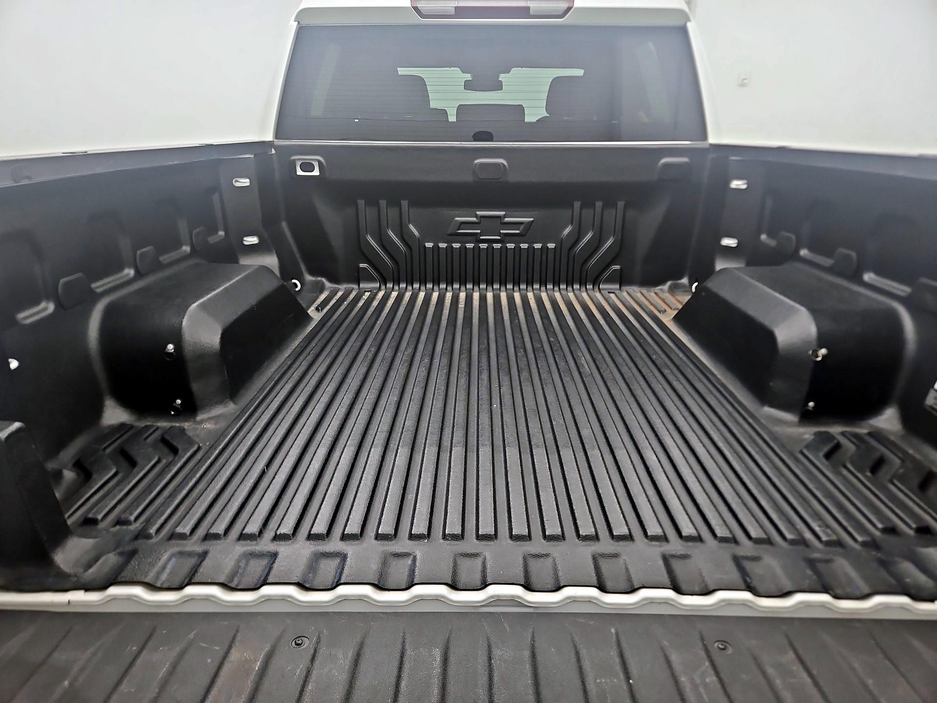 Thumbnail: 2023 Chevrolet Silverado 1500 - 19