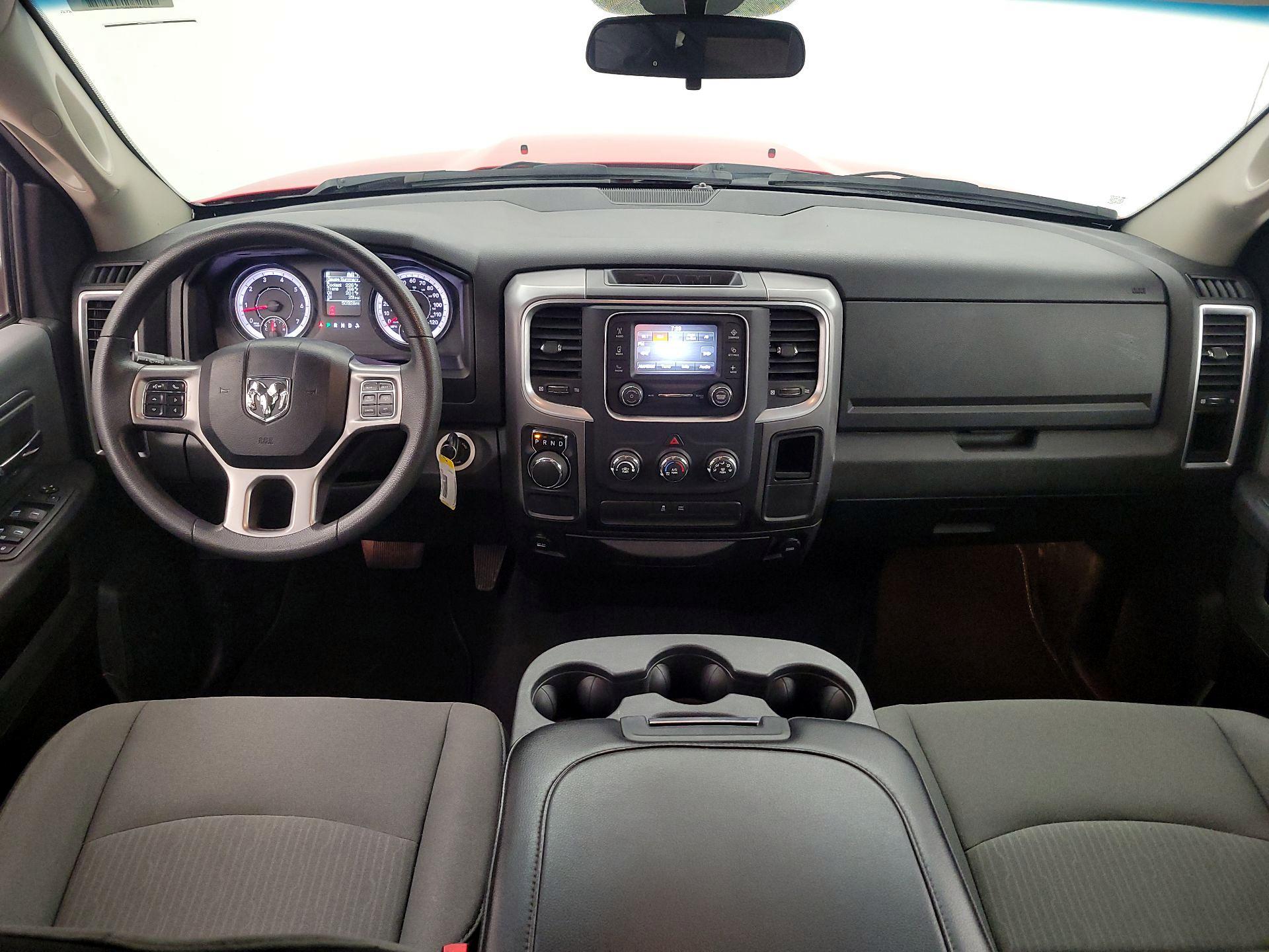Thumbnail: 2022 RAM 1500 Classic - 9