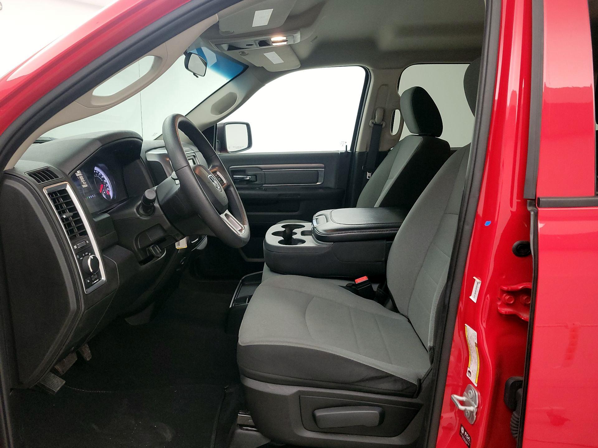 Thumbnail: 2022 RAM 1500 Classic - 11